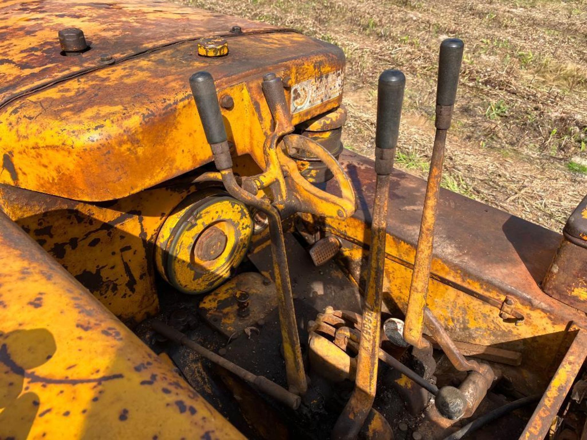 1941 Caterpillar D2 metal tracked crawler with 16" tracks, rear swinging drawbar and belt pulley. Ho - Image 12 of 15
