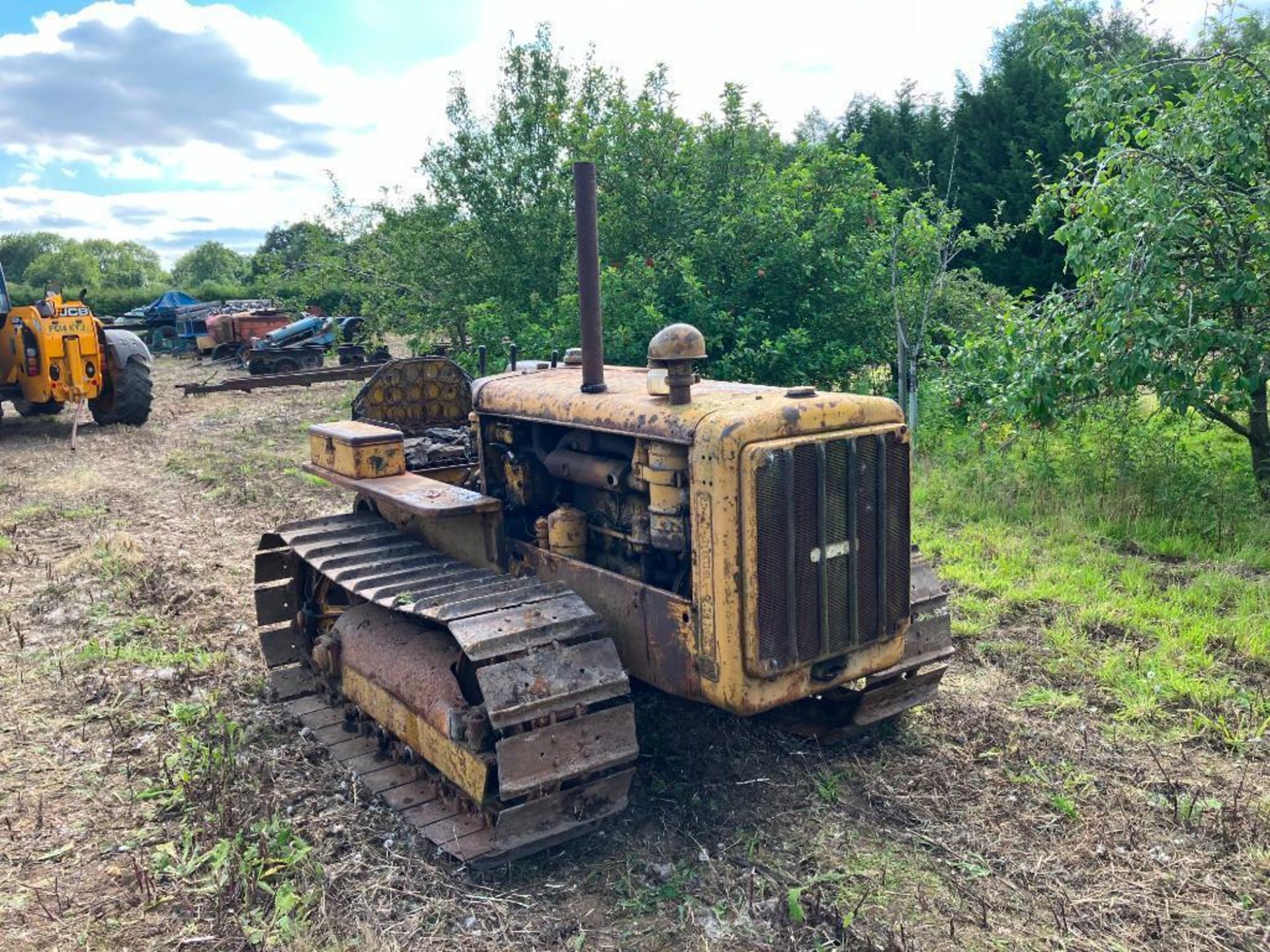 1941 Caterpillar D2 metal tracked crawler with 16" tracks, rear swinging drawbar and belt pulley. Ho - Image 3 of 15