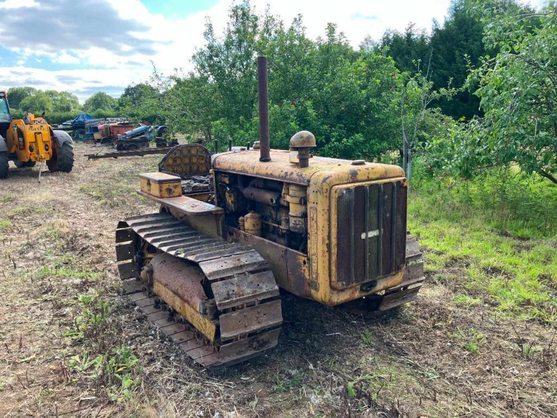 1941 Caterpillar D2 metal tracked crawler with 16" tracks, rear swinging drawbar and belt pulley. Ho - Image 4 of 15