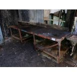 Work bench Please note - this is sold in situ, buyer to remove and disconnect at their own risk