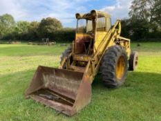 Bolinder-Munktell loading shovel rear wheel steer 2wd on 16.9/14-30 front and 9.00-20 rear wheels an