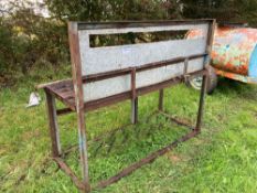 Metal work bench