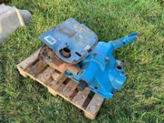 Quantity Fordson lift assembly and battery tray