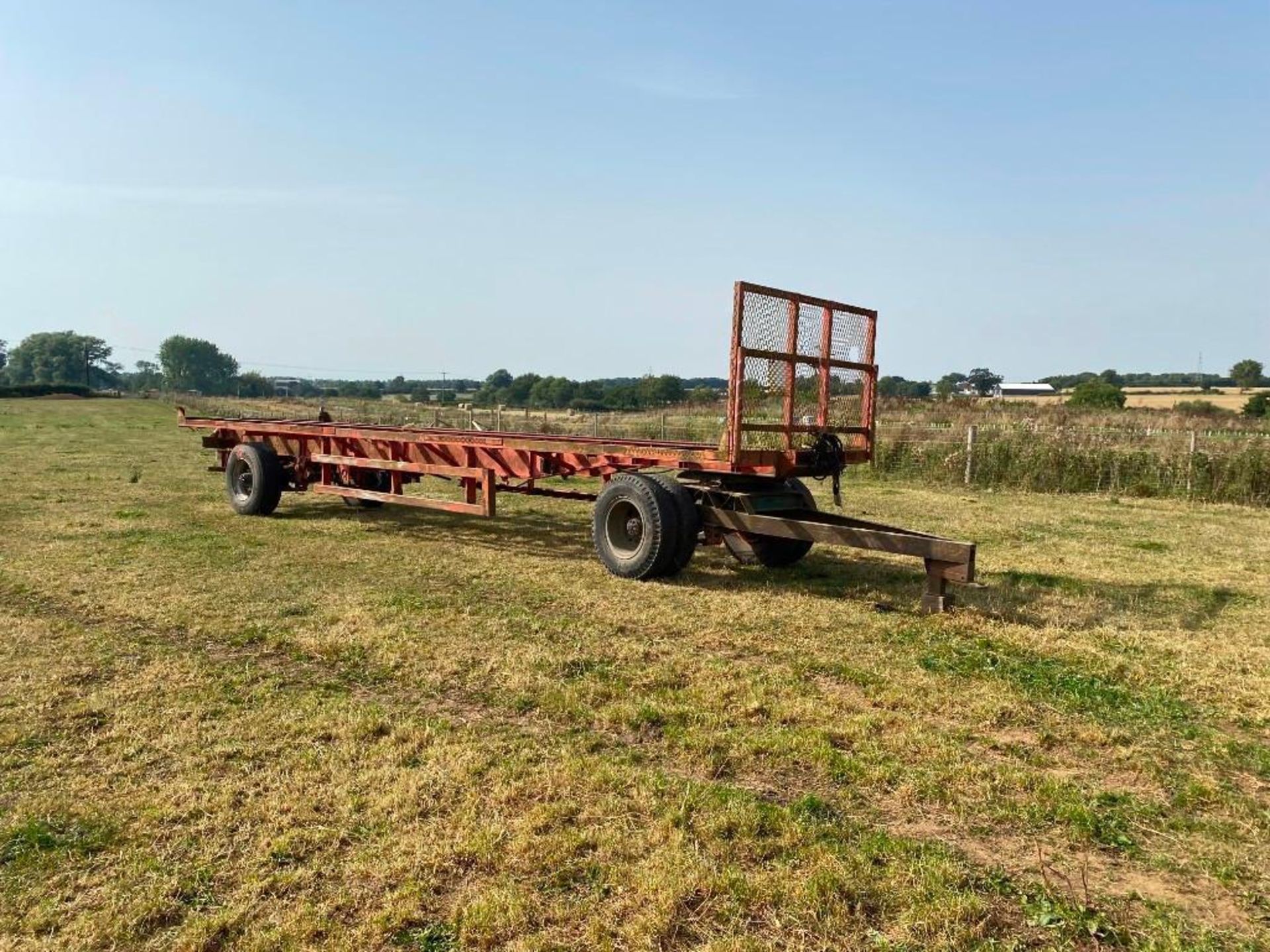 Articulated 32ft bale trailer