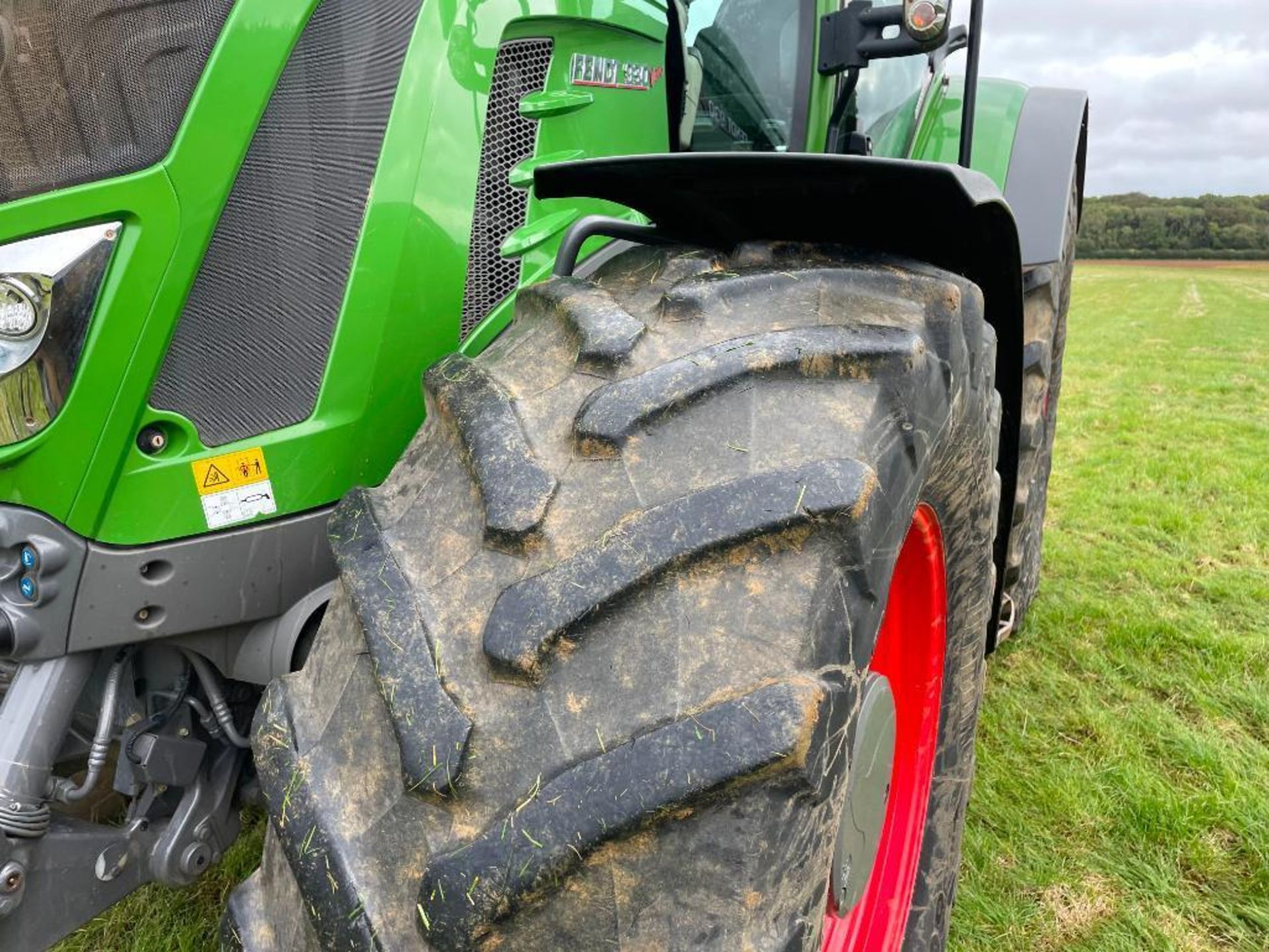 2018 Fendt 930 Vario Profi Plus 65kph 4wd tractor with front and cab suspension, front linkage and h - Image 3 of 20