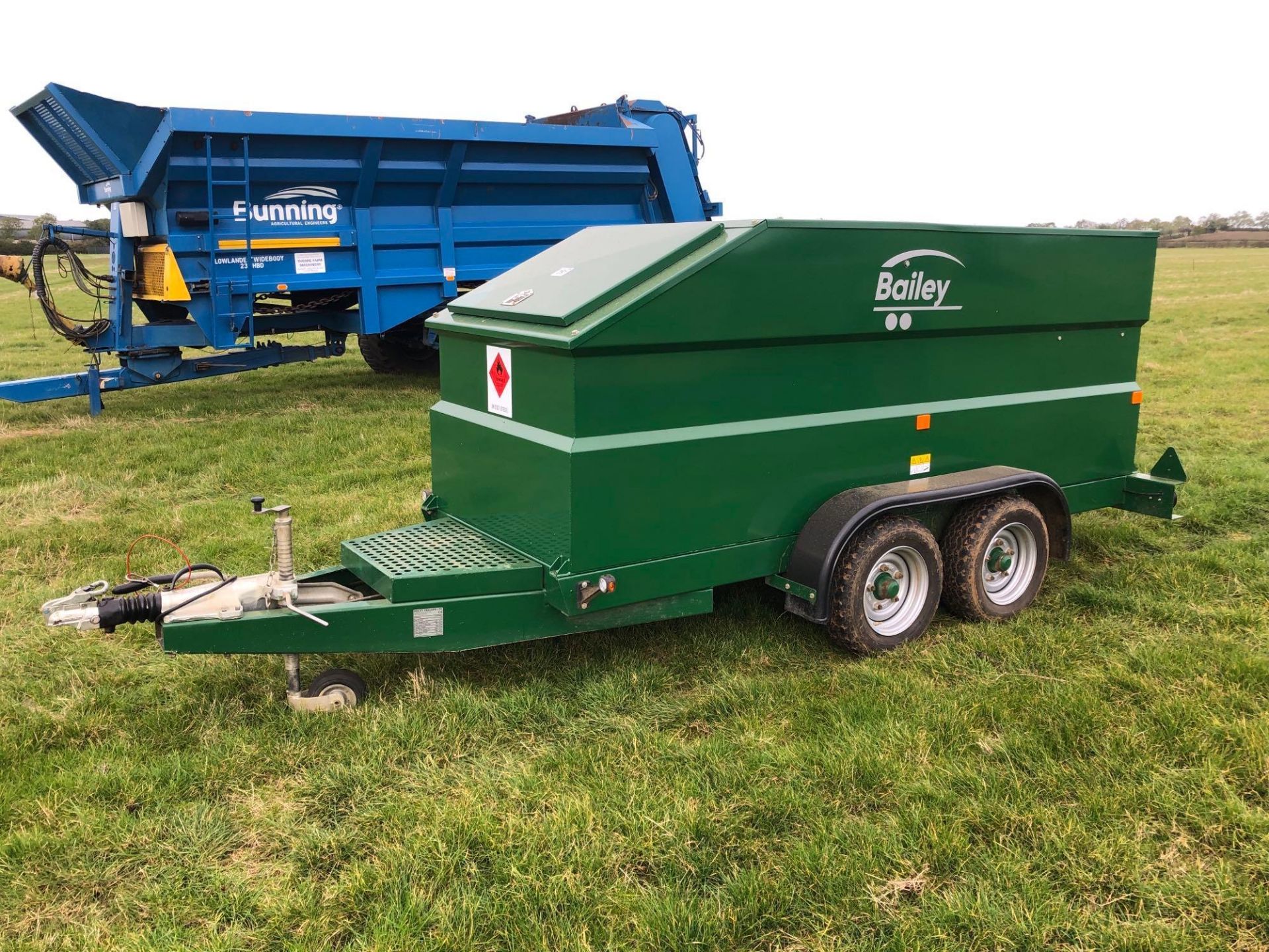 2018 Bailey twin axle diesel bowser with 2,000l diesel tank and 220l AD-Blue tank, 12v pump and flow - Image 12 of 16