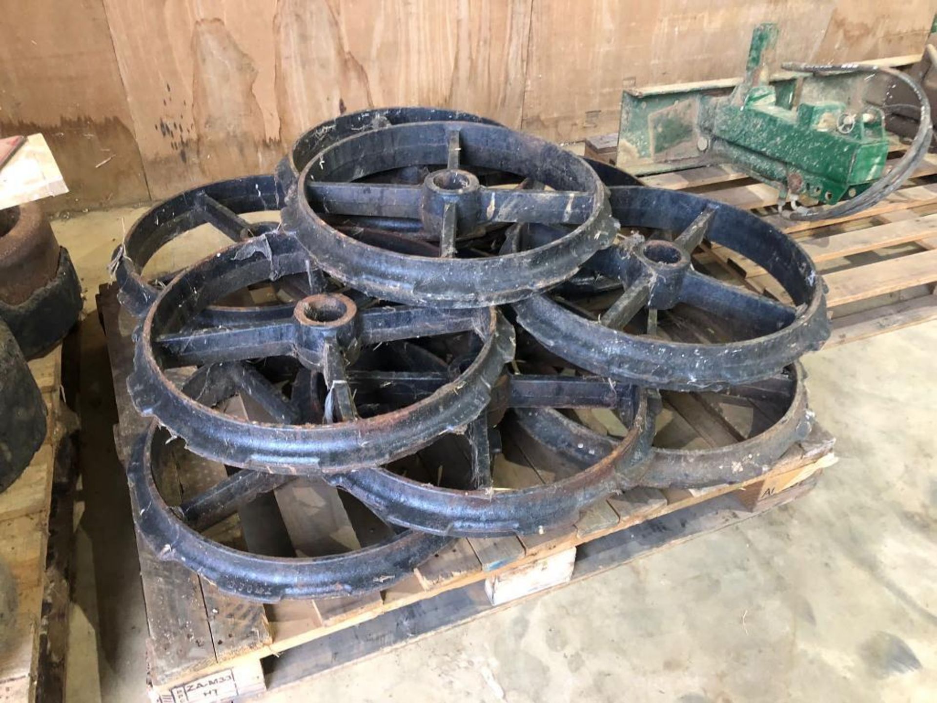 Quantity 24" rings suited to Twose rolls - Image 2 of 2