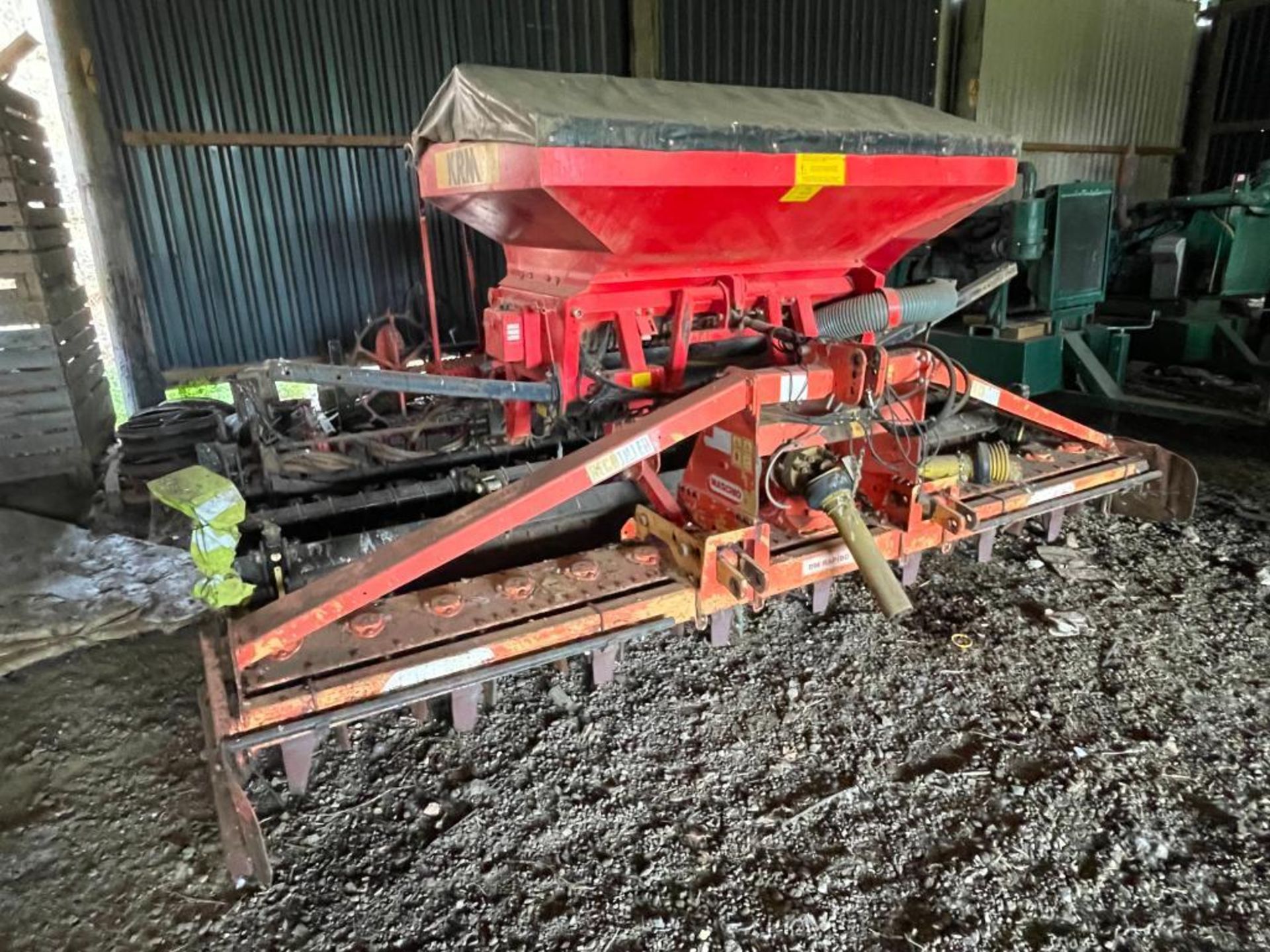 2003 Maschio Reco Tiller DM4000 4m power harrow with rear packer roll and 2000 KRM RTi 2 4m combinat - Image 9 of 13