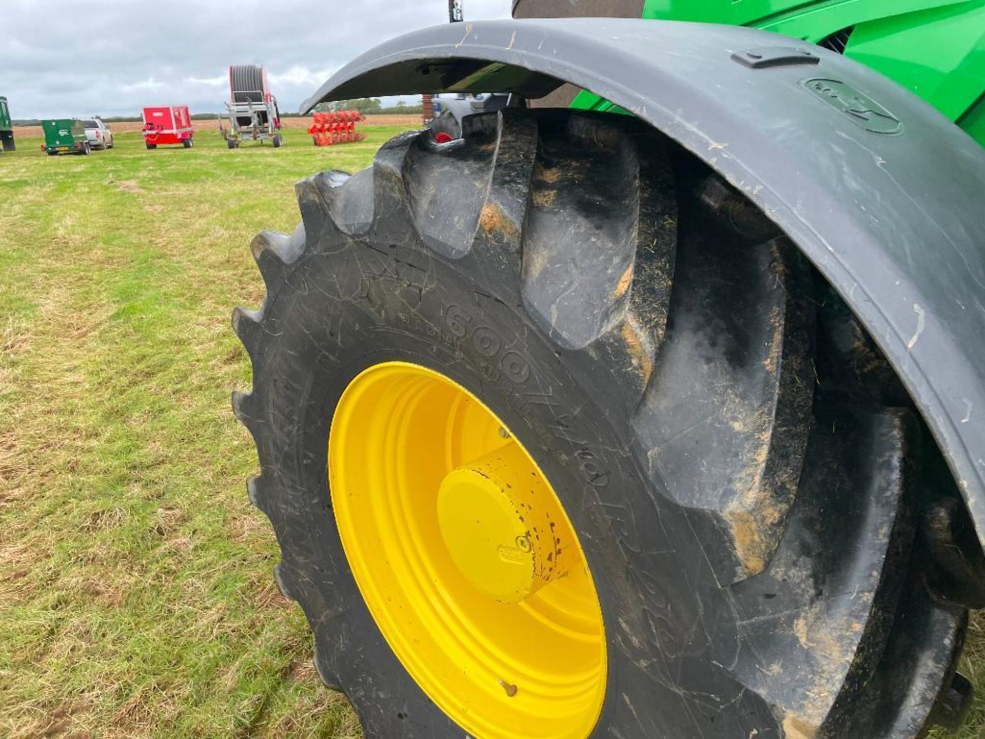 2017 John Deere 6195R 4wd Autopowr 50Kph tractor with front TLS suspension, cab suspension, air brak - Image 10 of 21