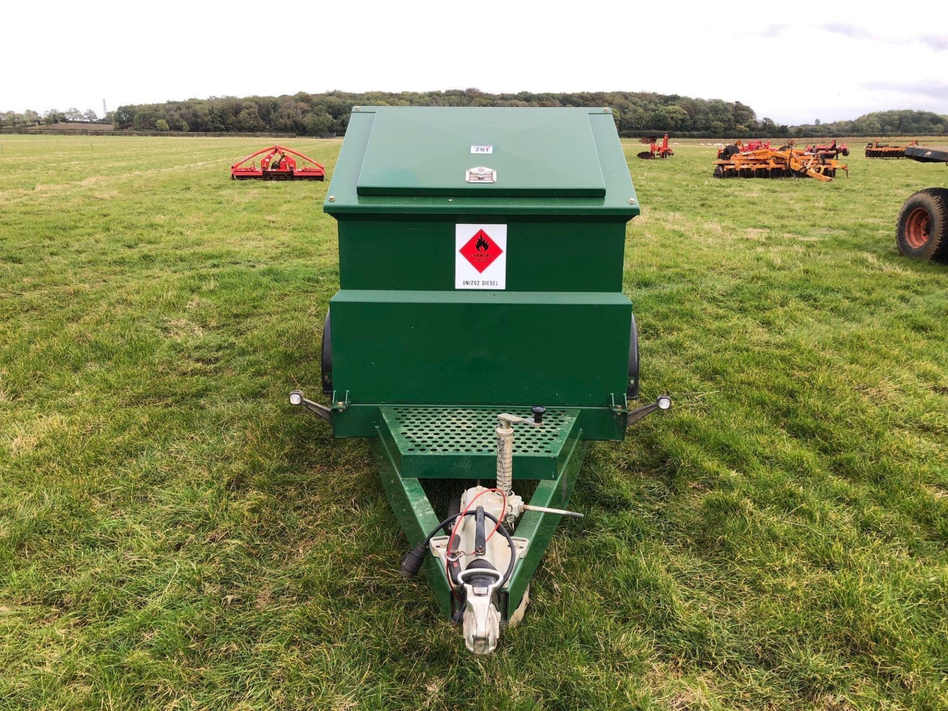 2018 Bailey twin axle diesel bowser with 2,000l diesel tank and 220l AD-Blue tank, 12v pump and flow - Image 11 of 16