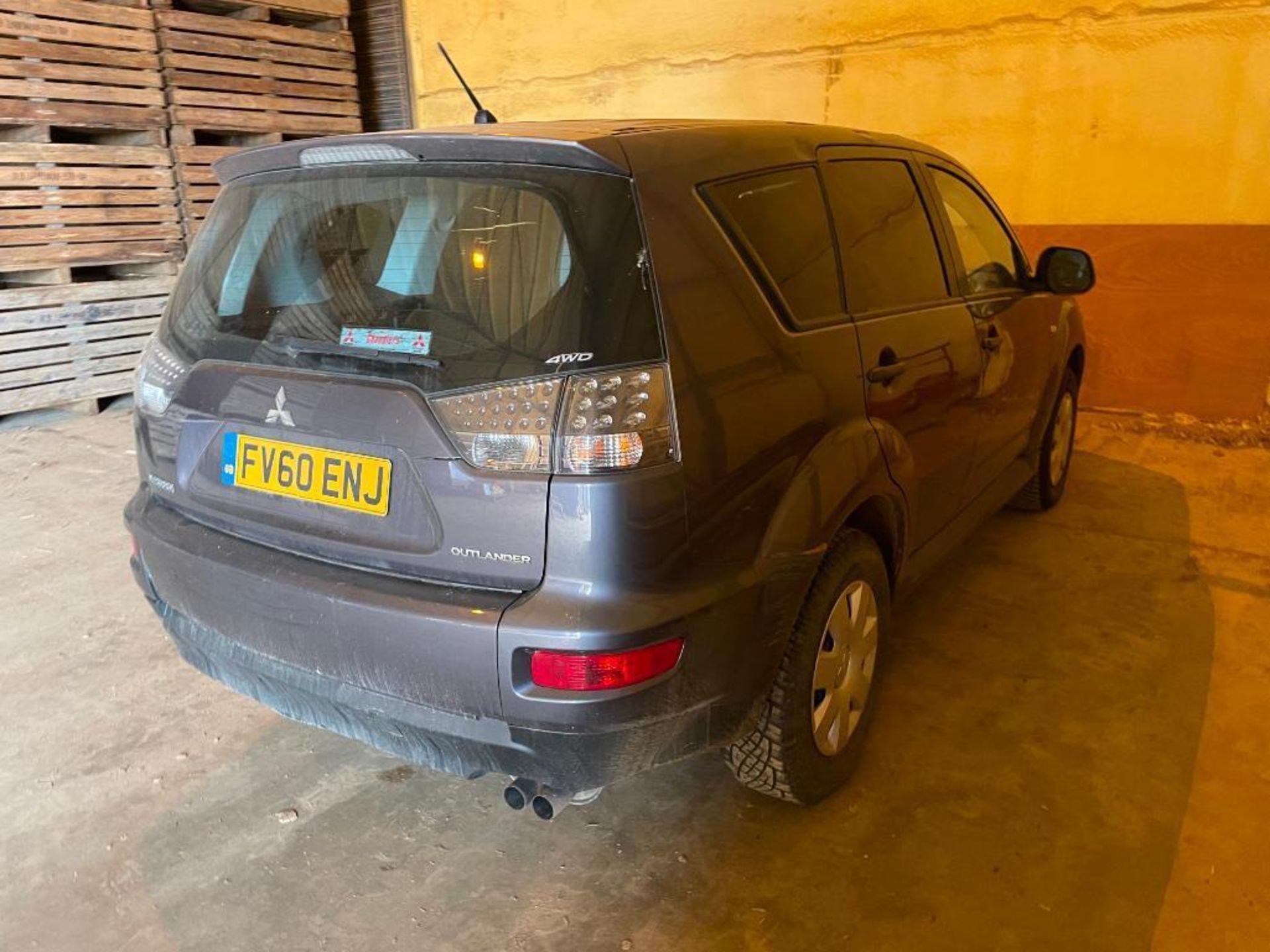 2010 Mitsubishi Outlander GX1 Commercial 4wd SUV, 5 door, manual, diesel, air con, grey. Reg No: FV6 - Image 12 of 14