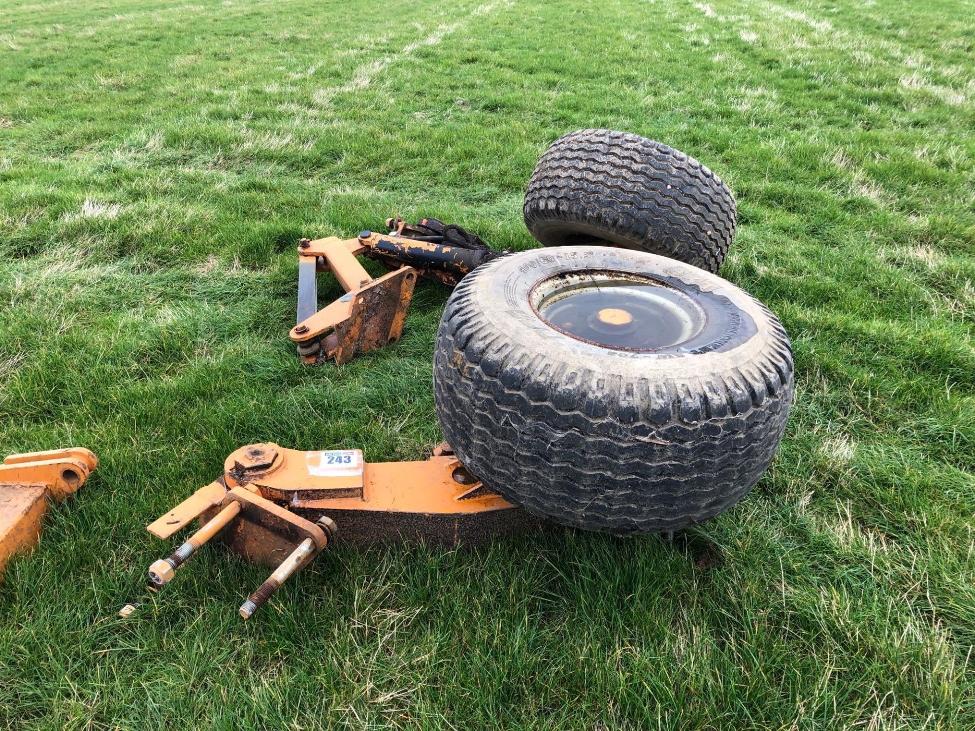 Simba tool carrier drawbar and wheels - Image 2 of 2