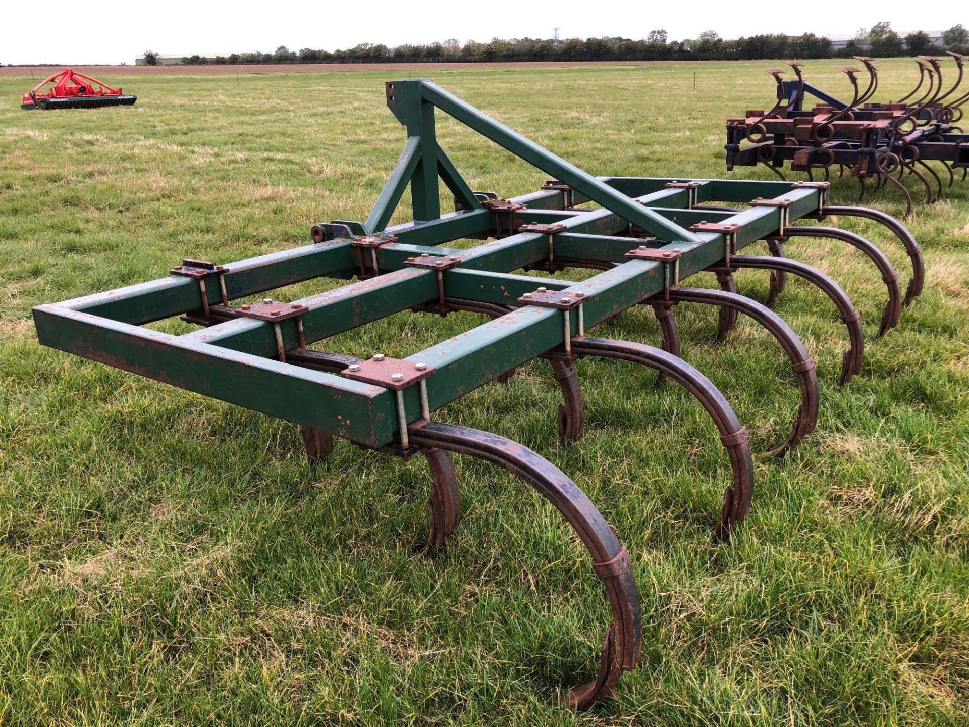 Browns 12ft fixed tine cultivator, linkage mounted - Image 2 of 4