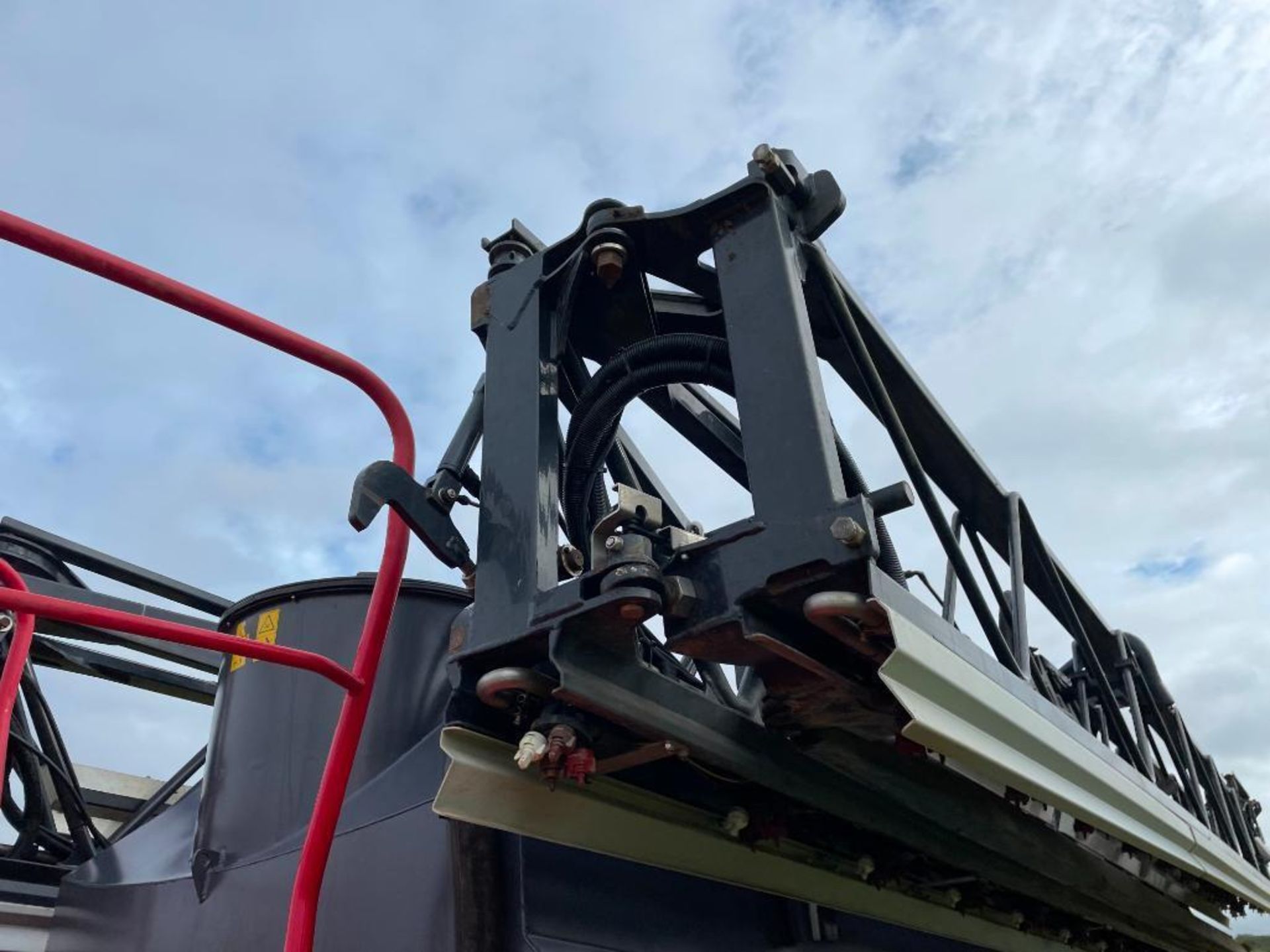 2018 Horsch Leeb 6GS 36m trailed sprayer with 6000l tank, quad nozzles, twin line, auto boom levelli - Image 15 of 21