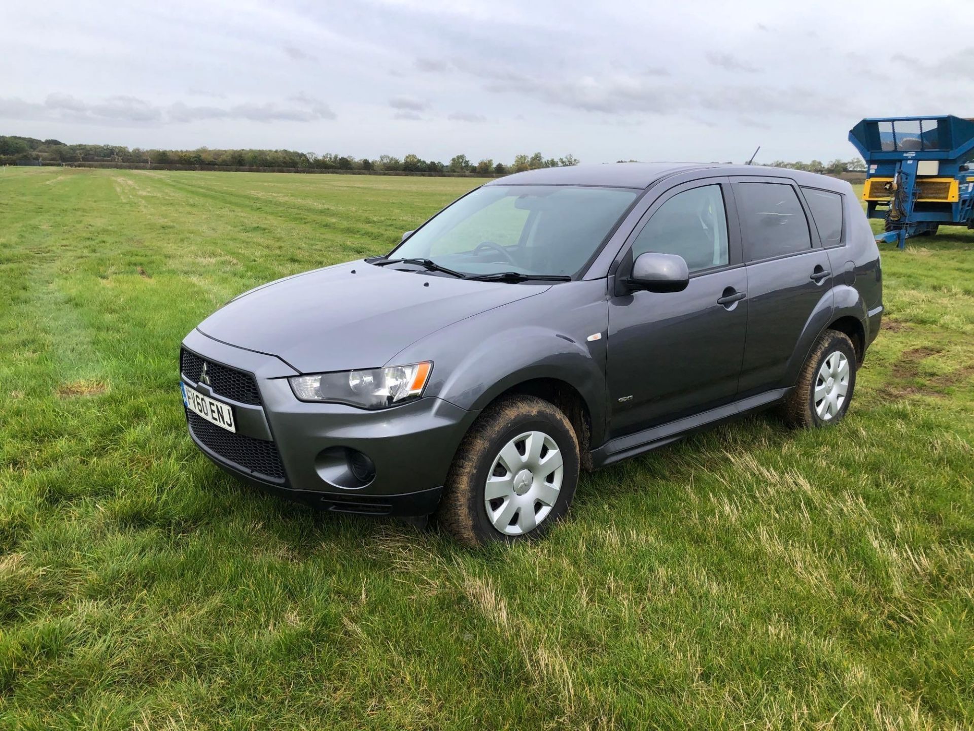 2010 Mitsubishi Outlander GX1 Commercial 4wd SUV, 5 door, manual, diesel, air con, grey. Reg No: FV6 - Image 2 of 14