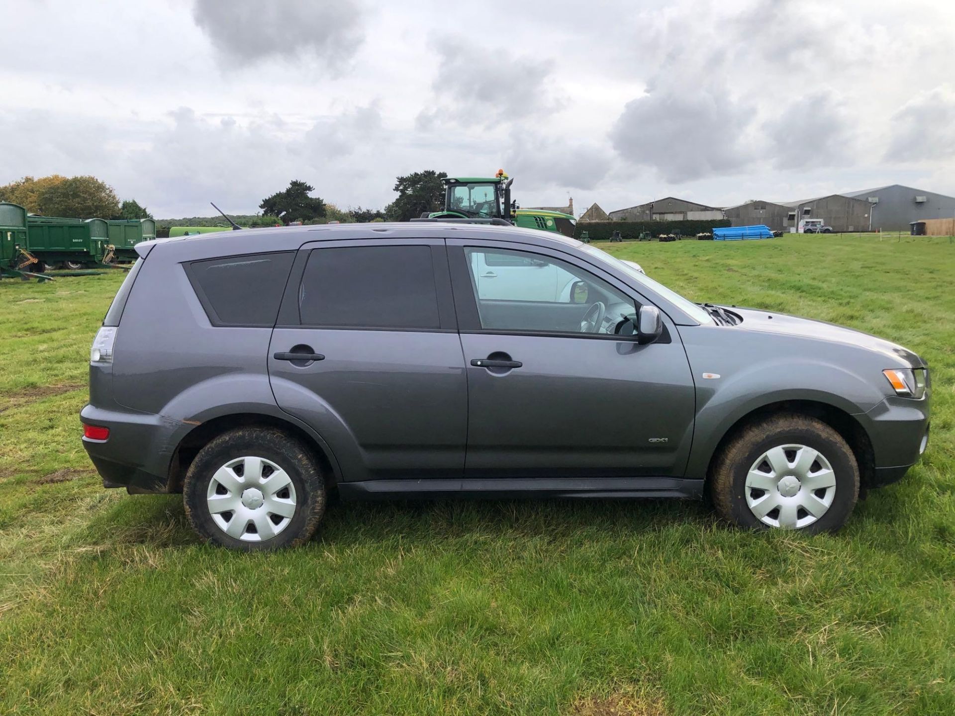 2010 Mitsubishi Outlander GX1 Commercial 4wd SUV, 5 door, manual, diesel, air con, grey. Reg No: FV6 - Image 13 of 14