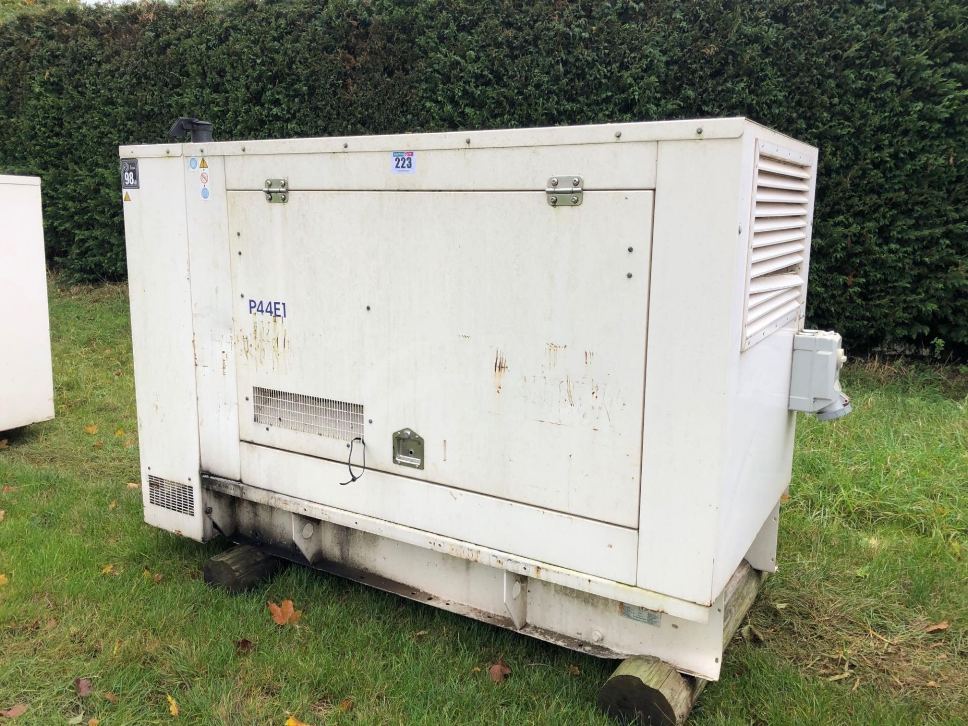 2001 Perkins P44E1 4cyl diesel generator, 3phase, 44kVA. Hours: 19,623