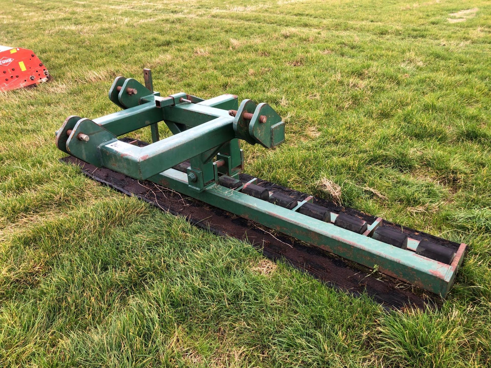 Farm made 9ft yard scraper, linkage mounted