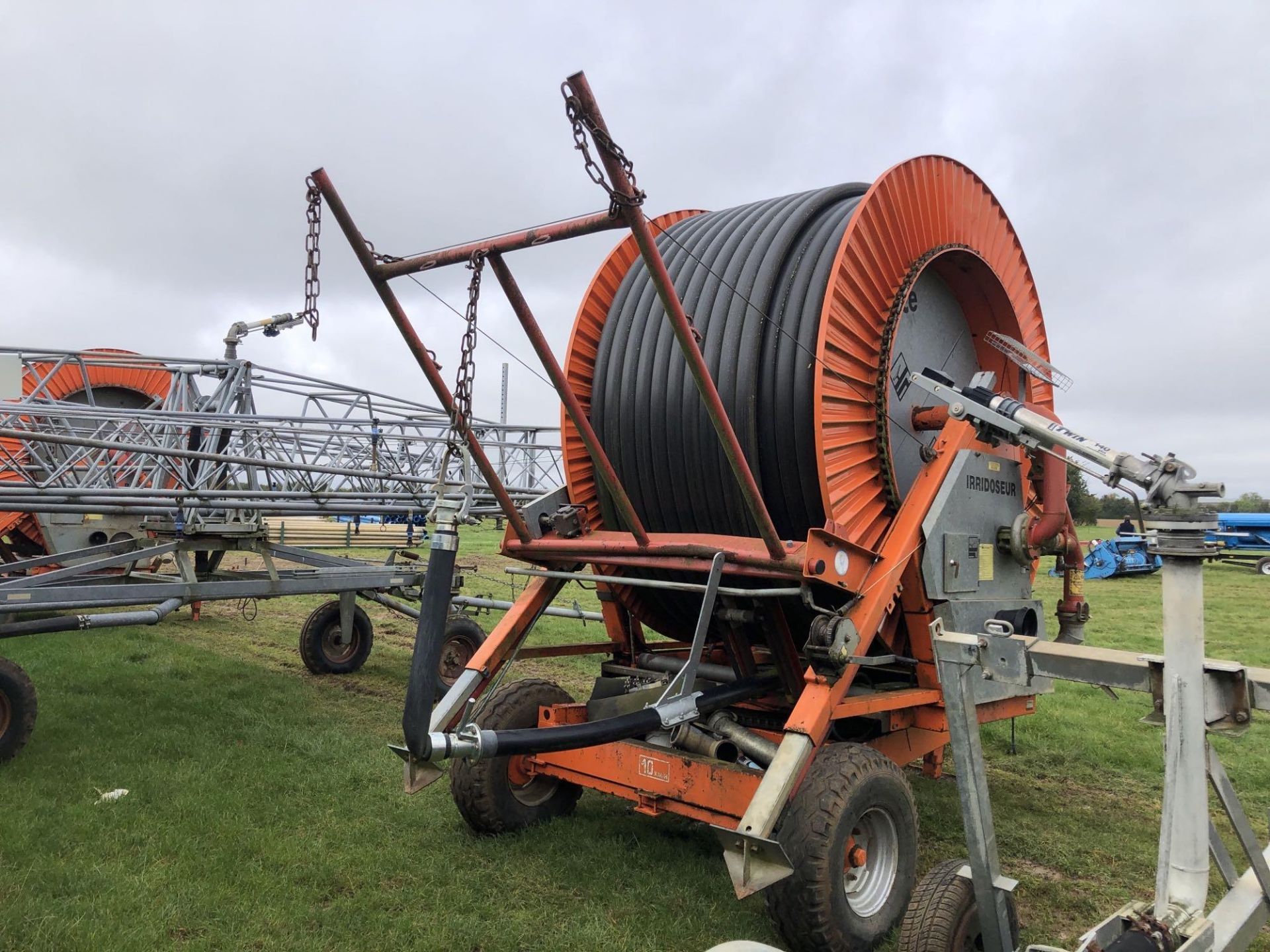 1997 Irrifrance Irridoseur 100/450 irrigation reel with rain gun, single axle with boom coupling on - Image 6 of 7