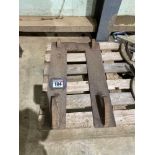 Pair weld-on JCB Q-fit brackets