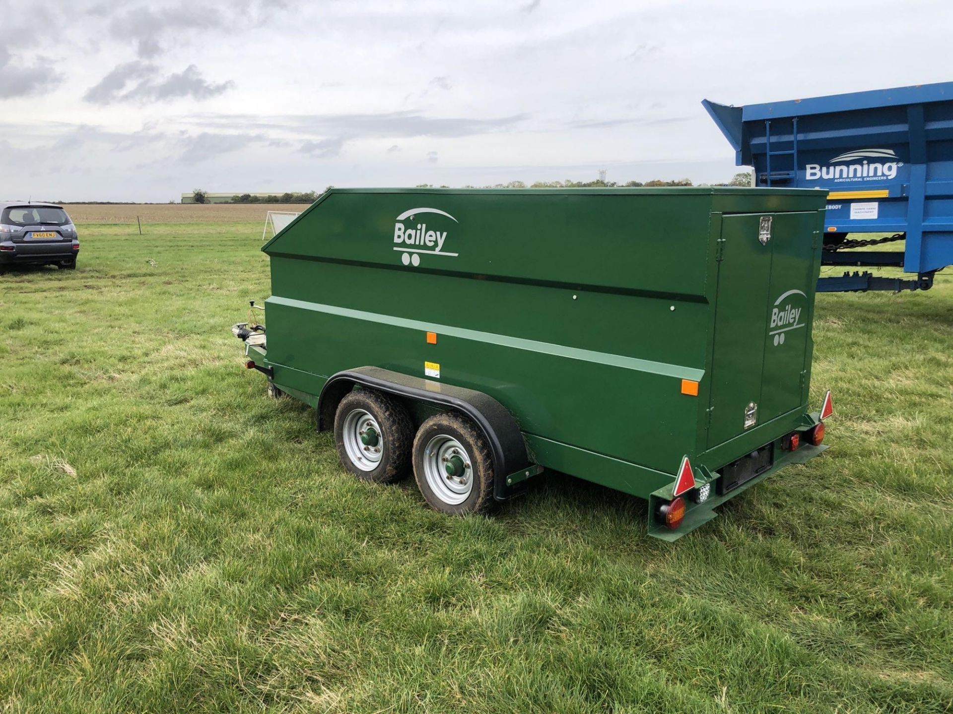 2018 Bailey twin axle diesel bowser with 2,000l diesel tank and 220l AD-Blue tank, 12v pump and flow - Image 13 of 16