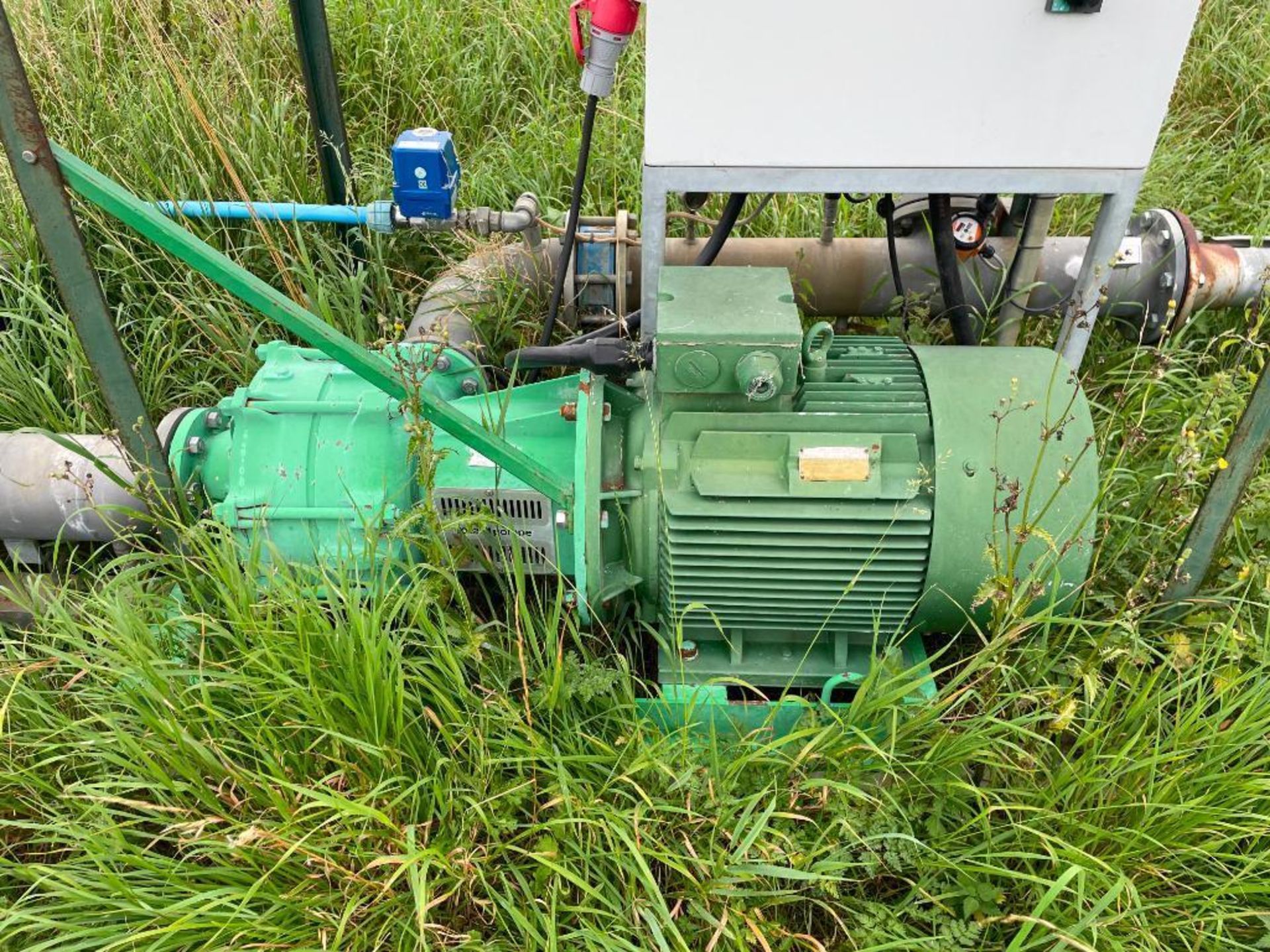 Electric irrigation transfer pump with Unico control panel with auto flow and auto pressure controls - Image 3 of 4