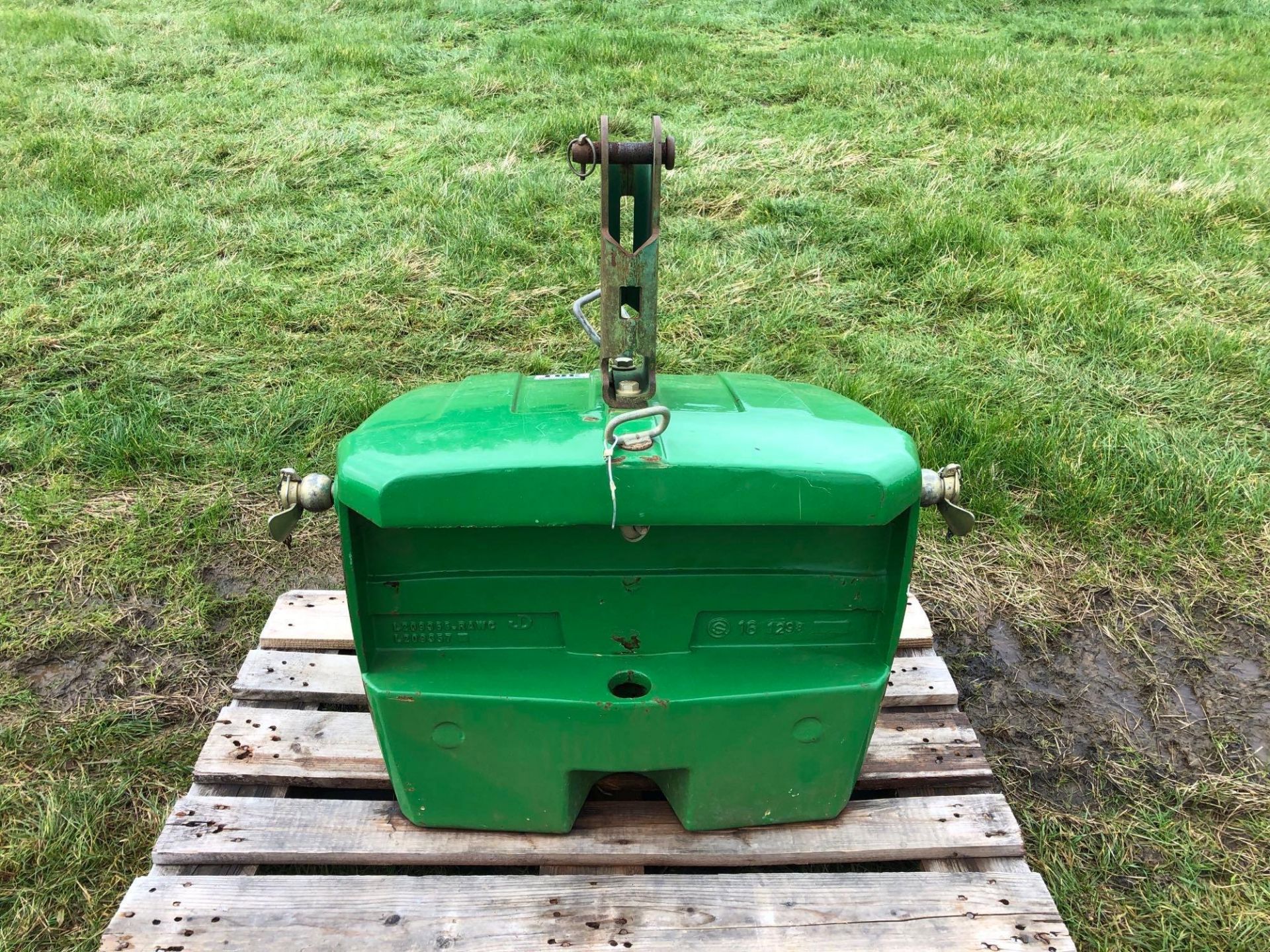 John Deere 1,150Kg front weight block - Image 2 of 4