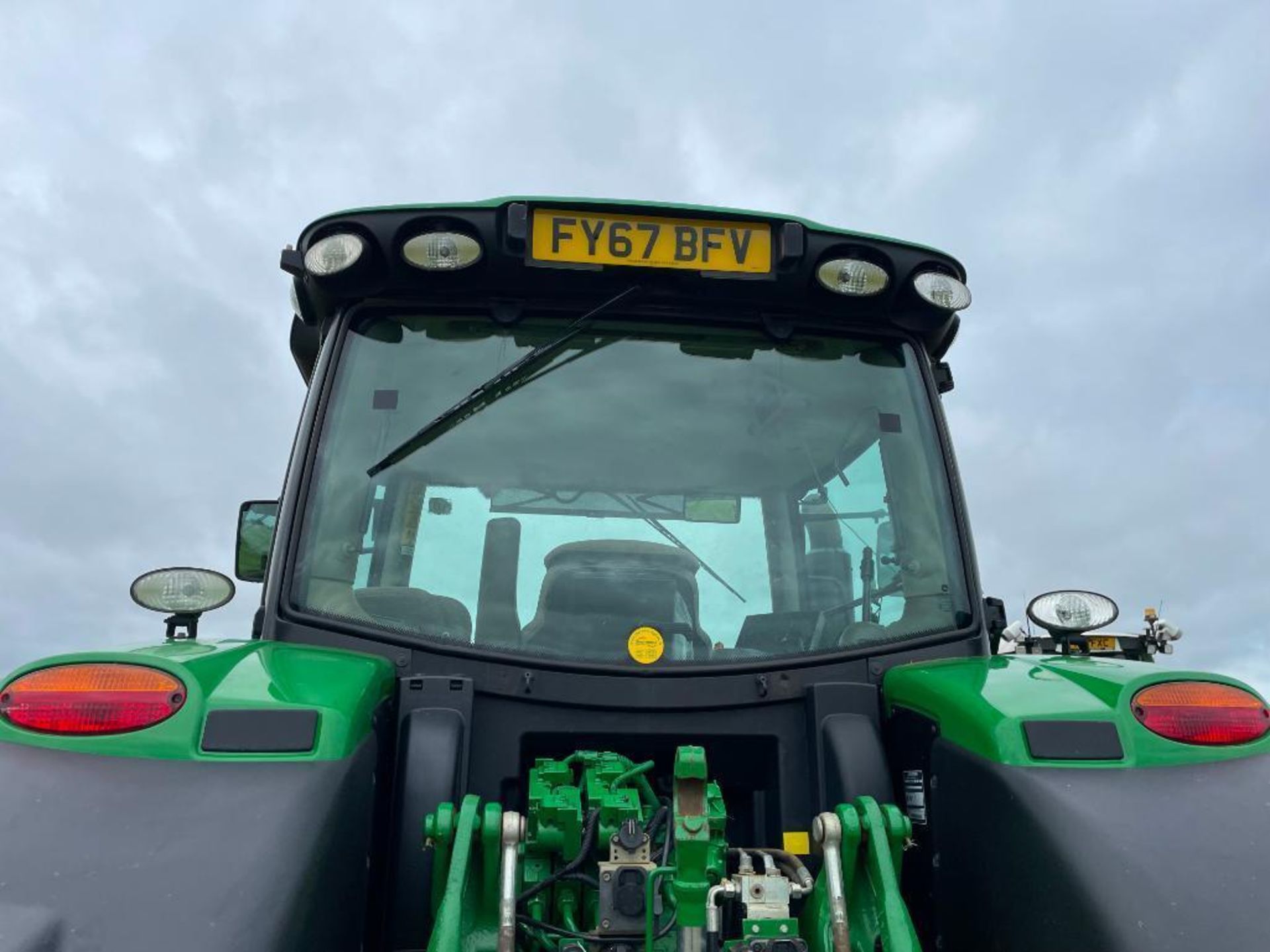 2017 John Deere 6195R 4wd Autopowr 50Kph tractor with front TLS suspension, cab suspension, air brak - Image 7 of 21