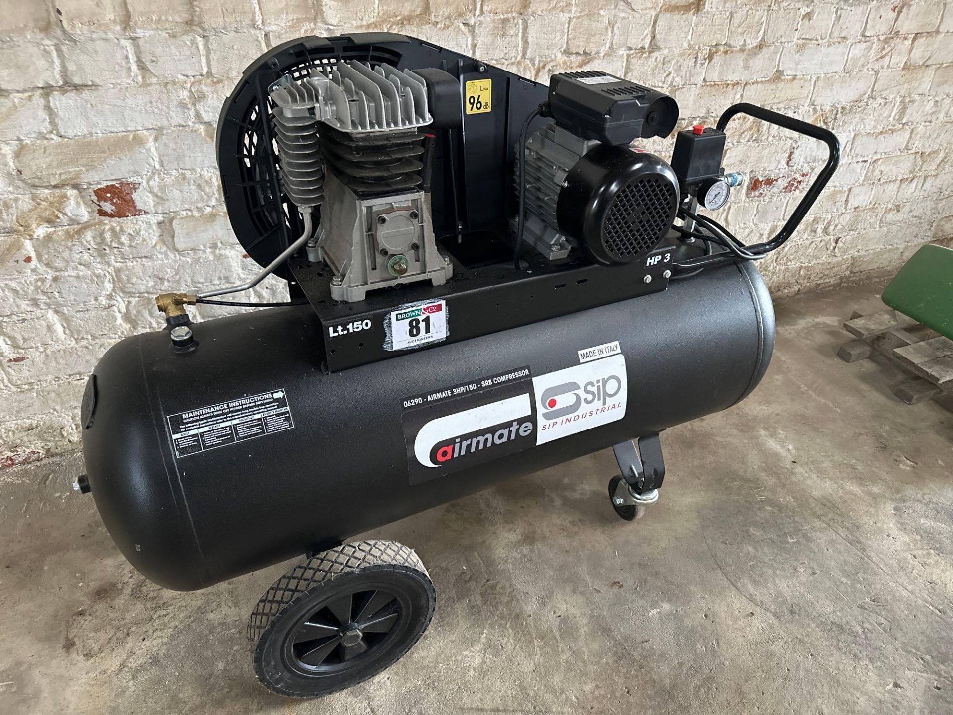 2022 Nuair Airmate 3hp compressor. As new.  Manual in the office