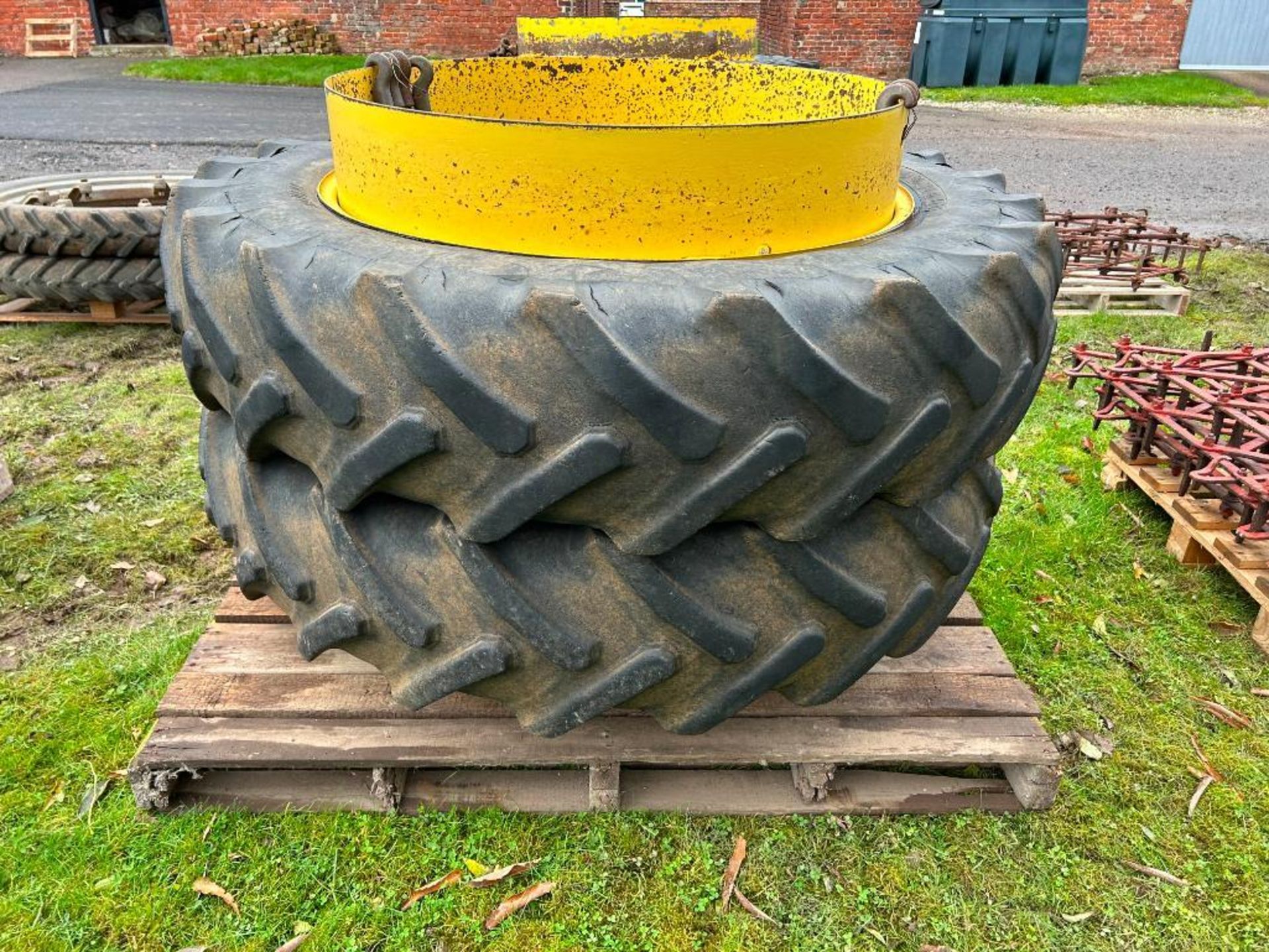 Pair of 13.6/12r38 dual wheels with clamps to fit JD2850 - Image 3 of 3