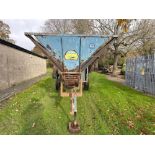 1960 Cooper Tearaway sugar beet cleaner loader, hydraulic driven