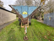 1960 Cooper Tearaway sugar beet cleaner loader, hydraulic driven