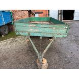 Single axle trailer, wooden floor and sides