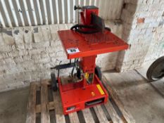 1993 Wessex SPV26 Pick Pine 8T vertical hydraulic log splitter. Serial No: 212510.  Manual in the of