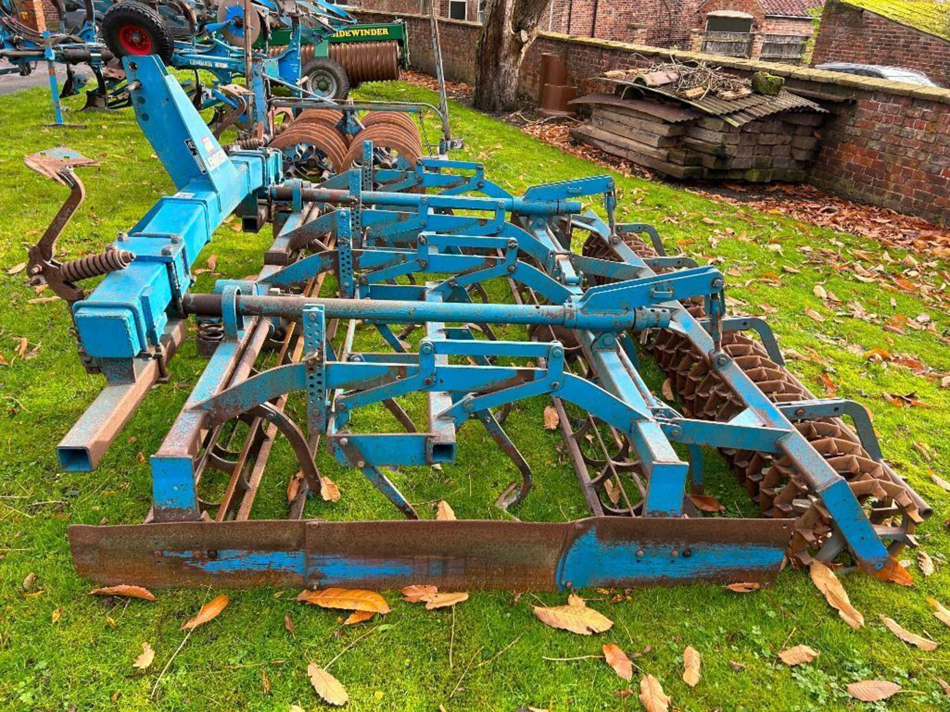 1990 Lemken S300 3m Terra Tilth c/w set of brand new tines. Serial No: 164 577.  Manual in the offic - Image 3 of 9