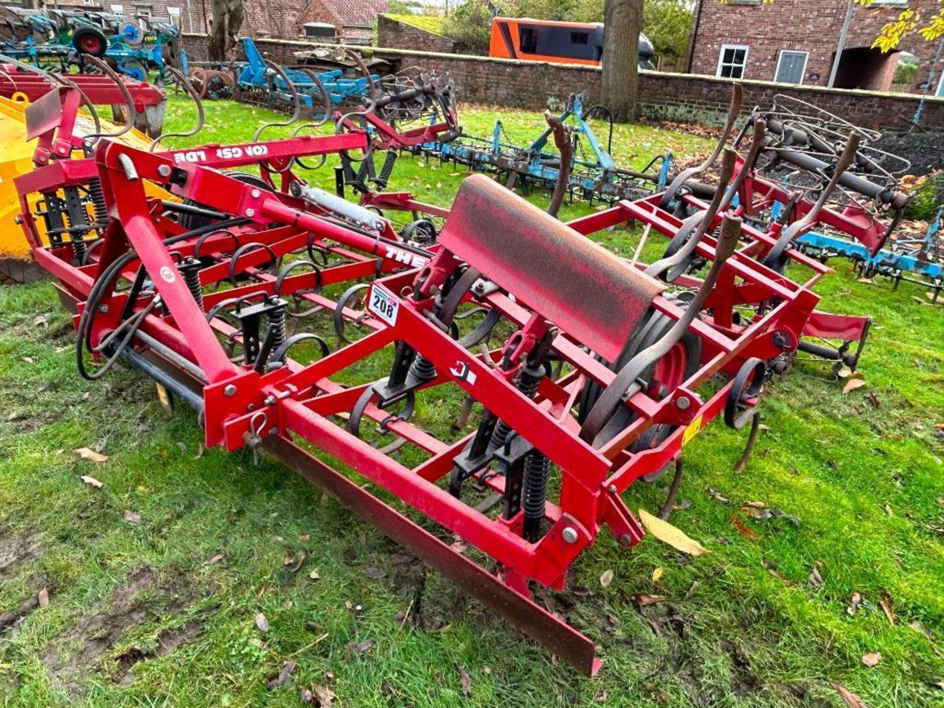 1997 Kongskilde Triple K 4m hydraulic folding harrows c/w 33 new points Manual and box with points i - Image 2 of 5