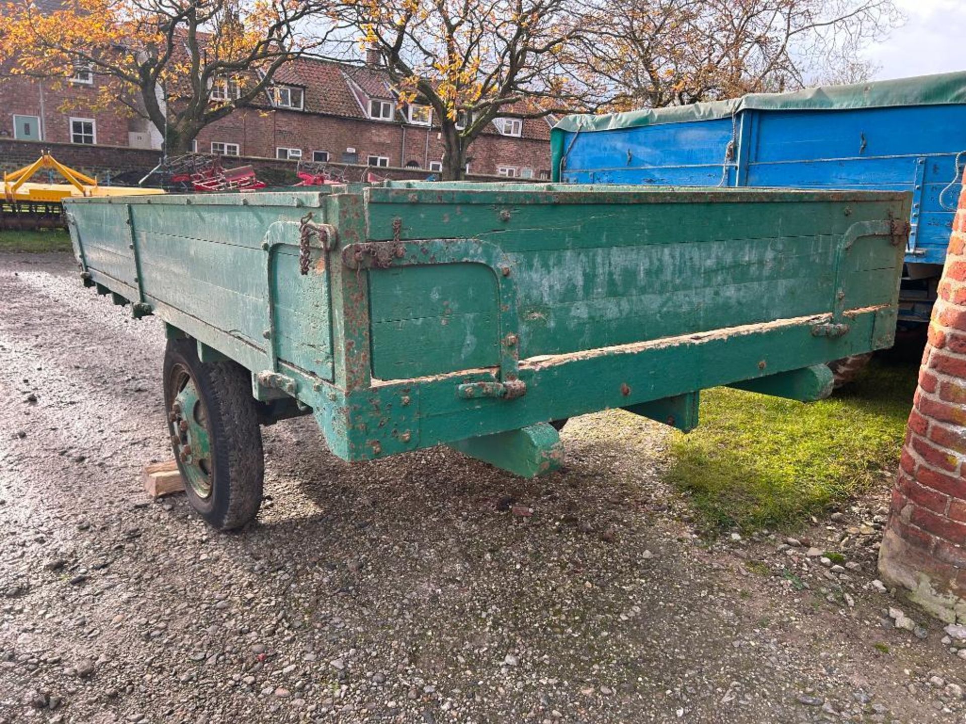 Single axle trailer, wooden floor and sides - Image 4 of 5