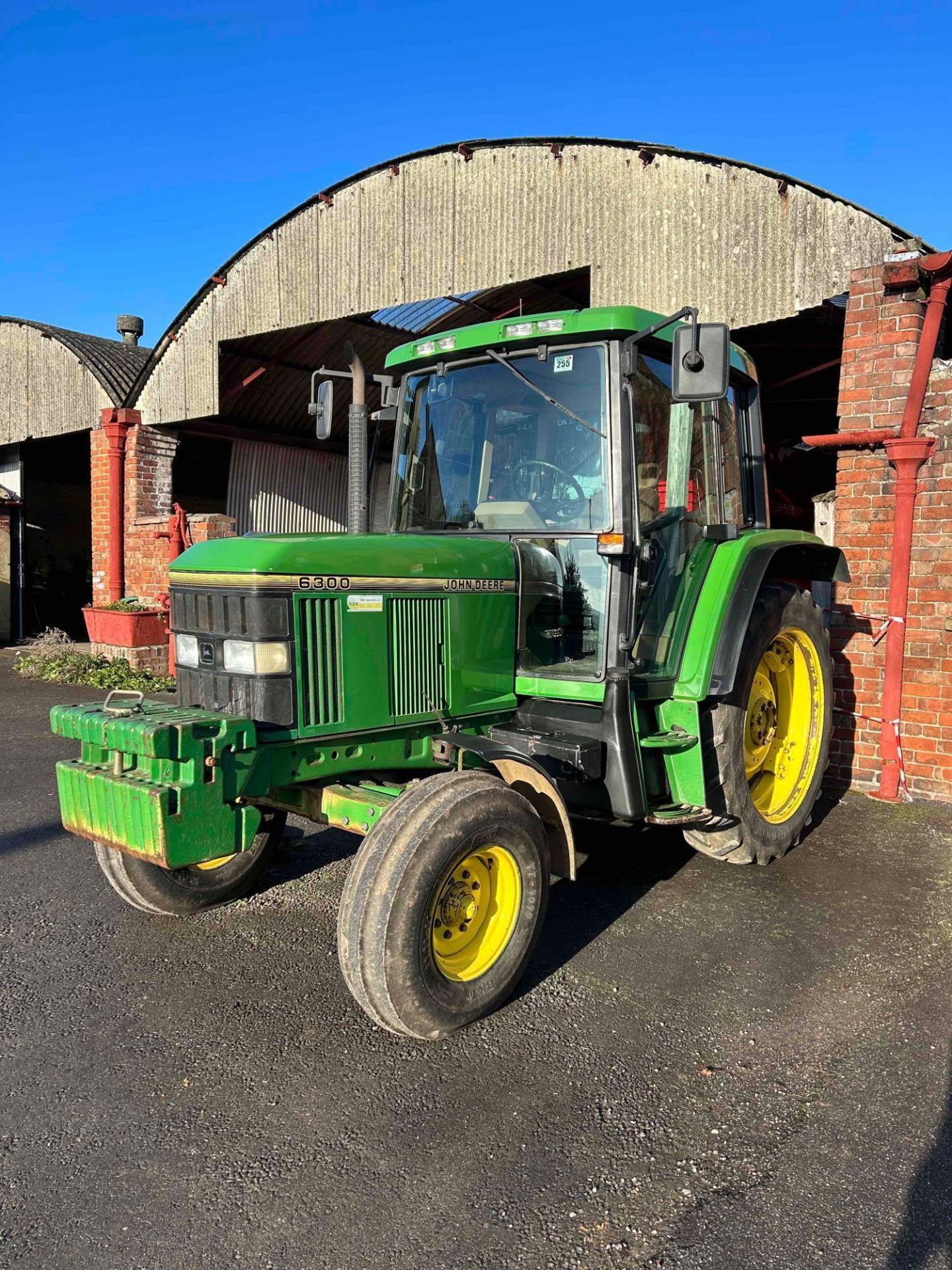 1993 John Deere 6300 Power Quad tractor on 10.0-16 front and 13.6r38 rear wheels and tyres. On farm - Image 17 of 17