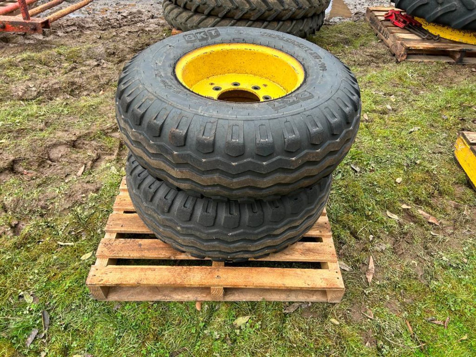 Pair of BKT 11.5/80-15.3 tyres and wheels to fit JD 6300 - Image 3 of 3