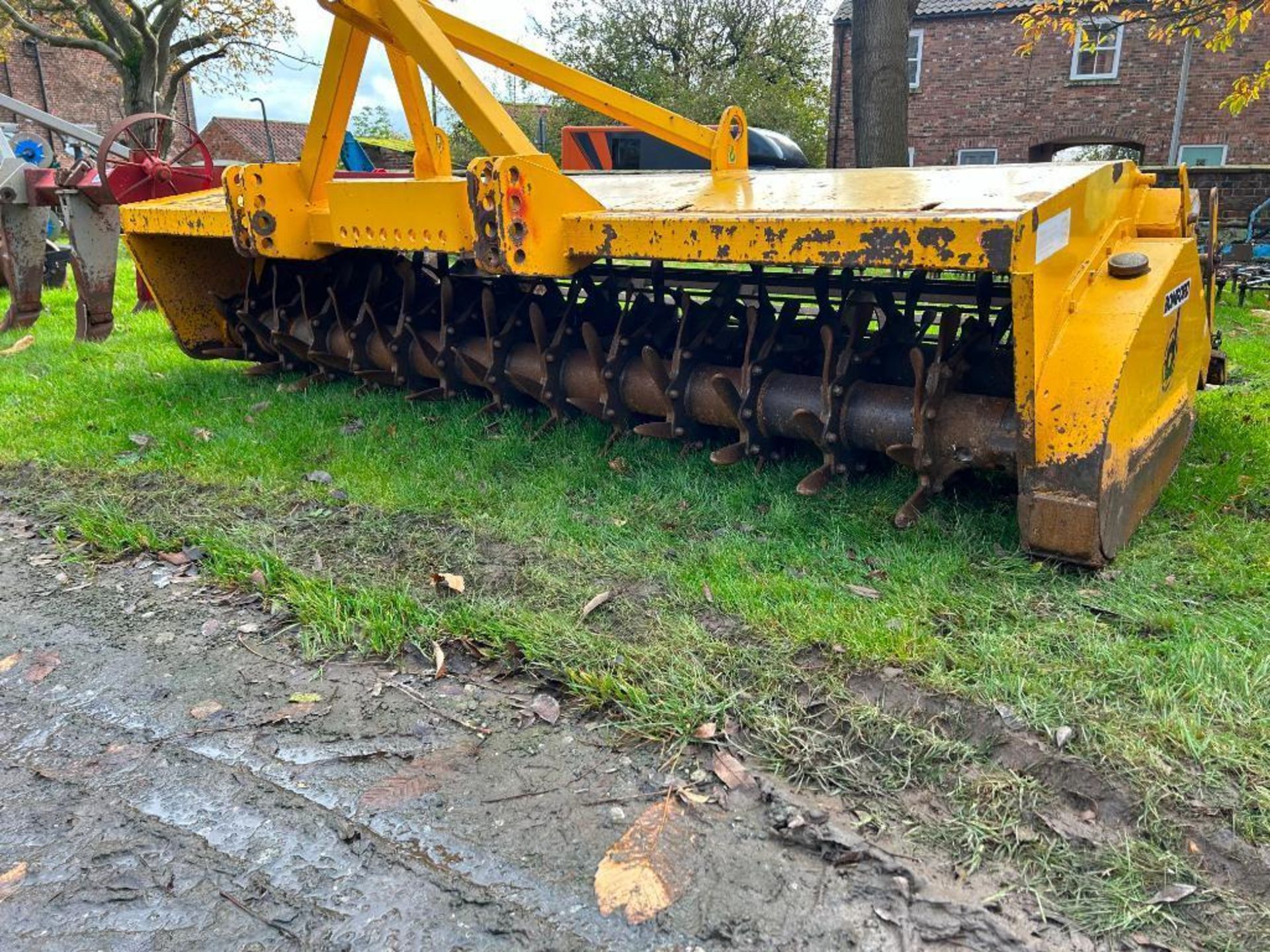 1984 Bomford 3m DynaDrive self drive rotary harrow. Serial No: 2519-T.  Manual in the office - Image 4 of 6