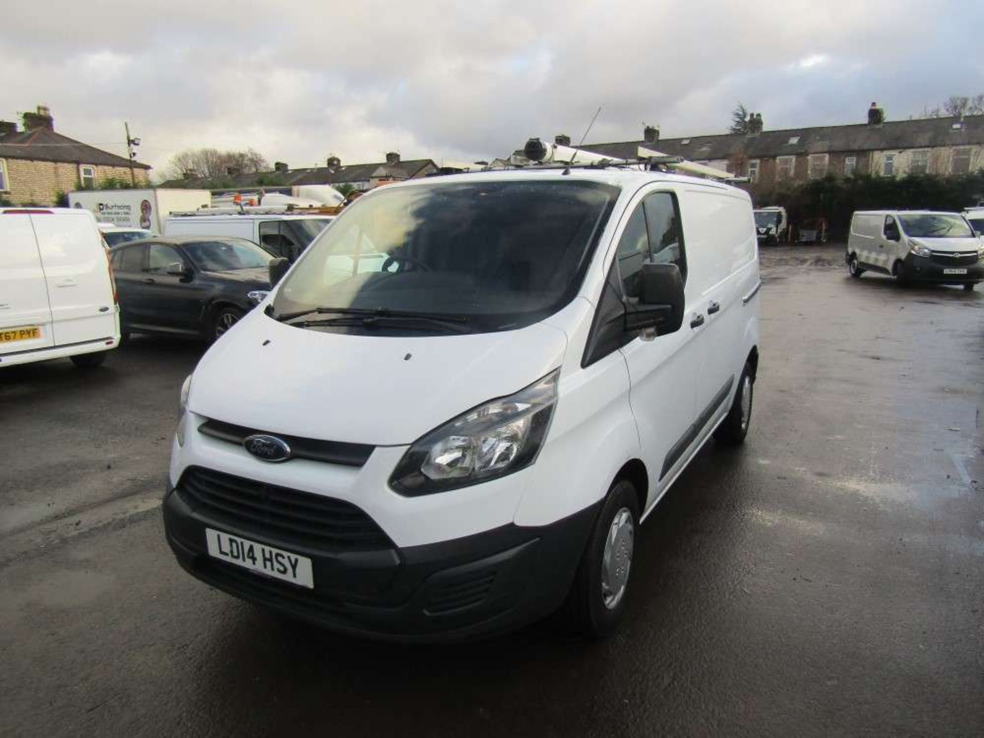 2014 14 reg Ford Transit Custom 310 Eco-Tech - Image 2 of 9