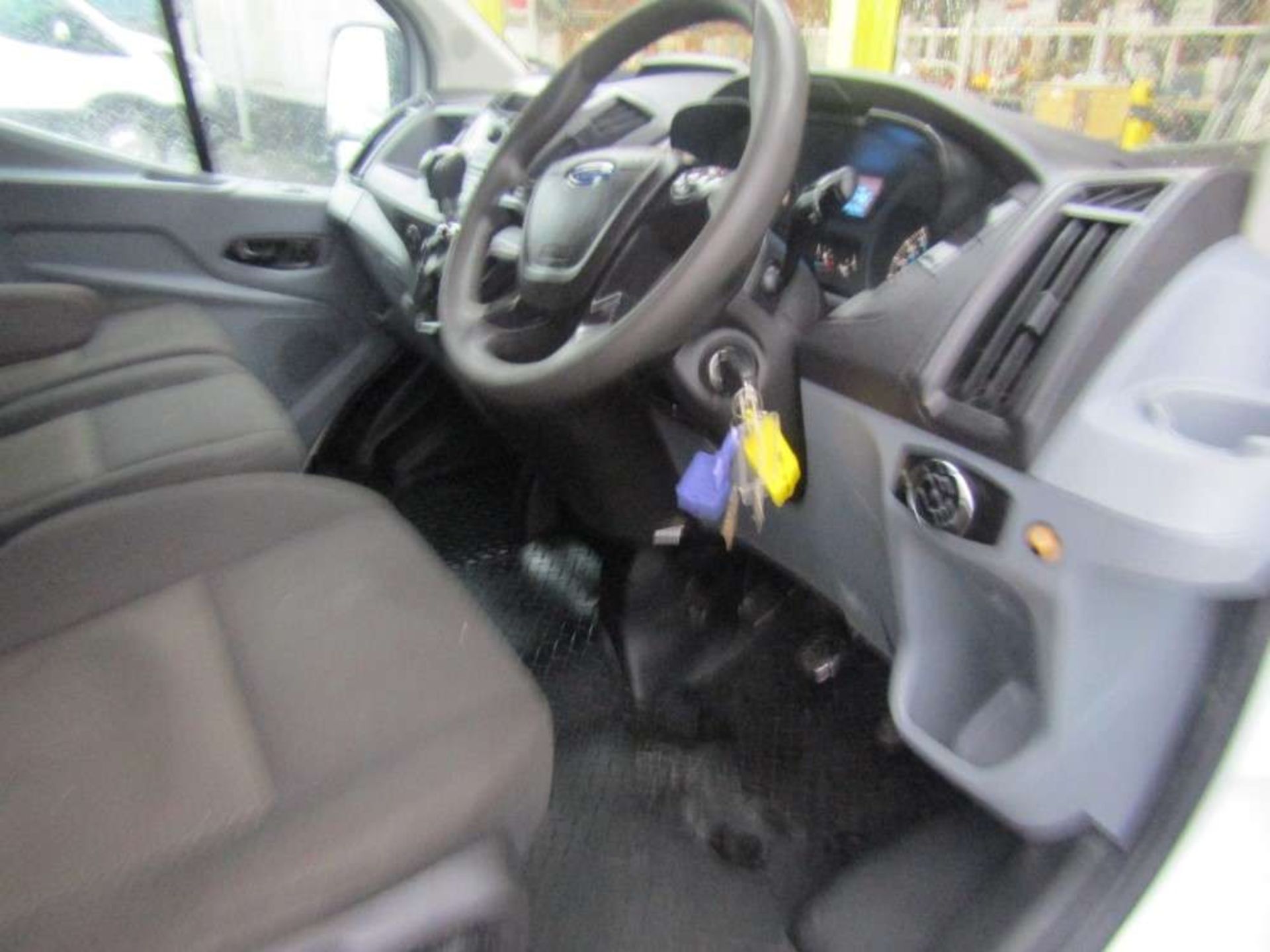 2014 64 reg Ford Transit 350 - Image 6 of 7