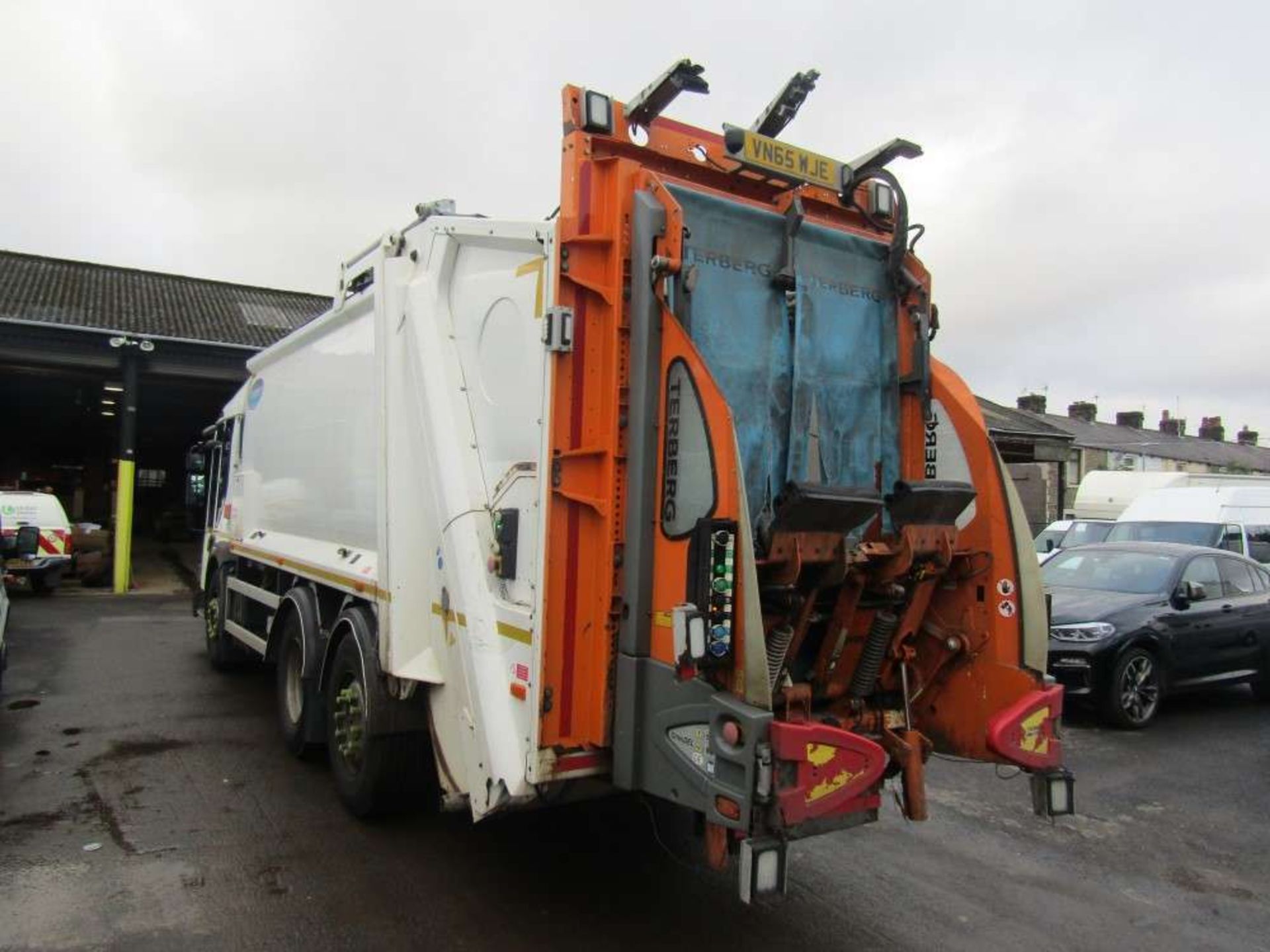 2015 65 reg Dennis Elite 6 Refuse Wagon (Direct Council) - Image 2 of 6