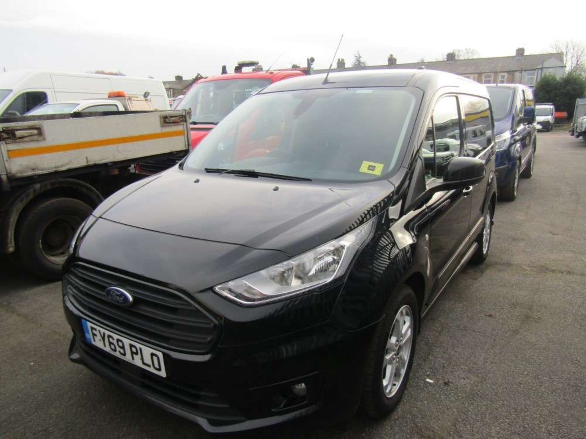 2019 69 reg Ford Transit Connect 200 Ltd TDCI - Image 2 of 7