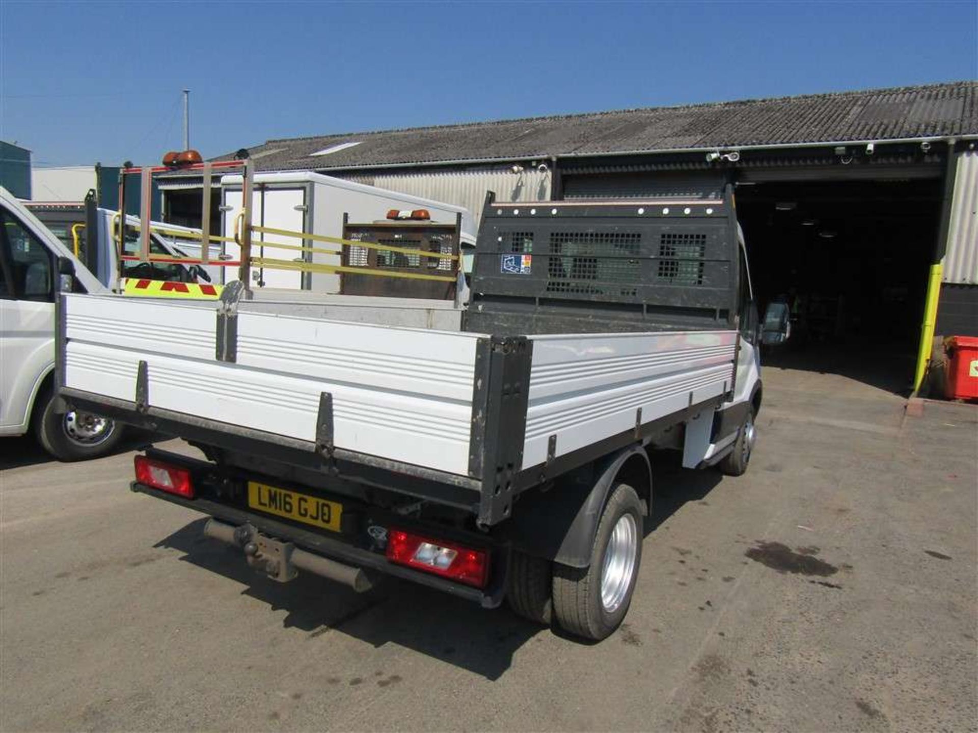 2016 16 reg Ford Transit 350 Tipper - Image 4 of 6