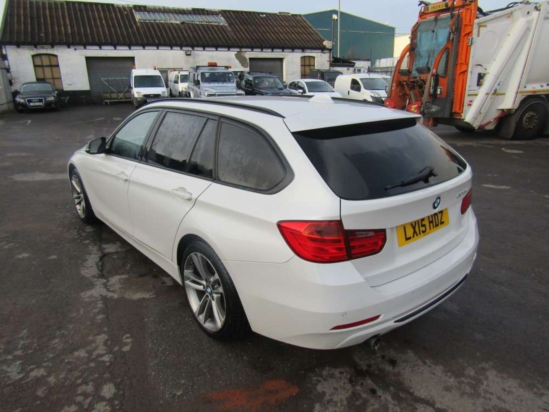 2015 15 reg BMW 320D Sport Touring Auto Estate - Image 3 of 6