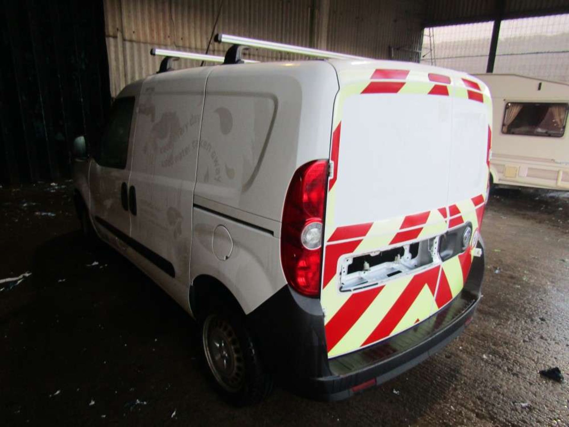 2014 63 reg Vauxhall Combo 2300 L1H1 CDTI (Non Runner) (Direct United Utilites Water) - Image 3 of 7