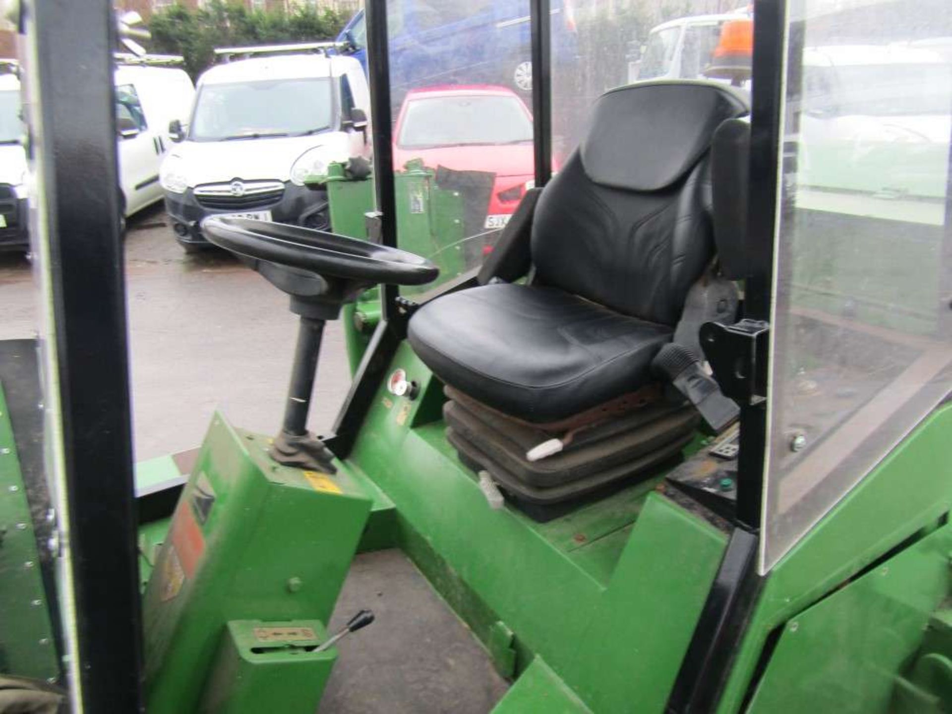 Ransomes 5 Gang Diesel Ride on Mower - Image 5 of 7