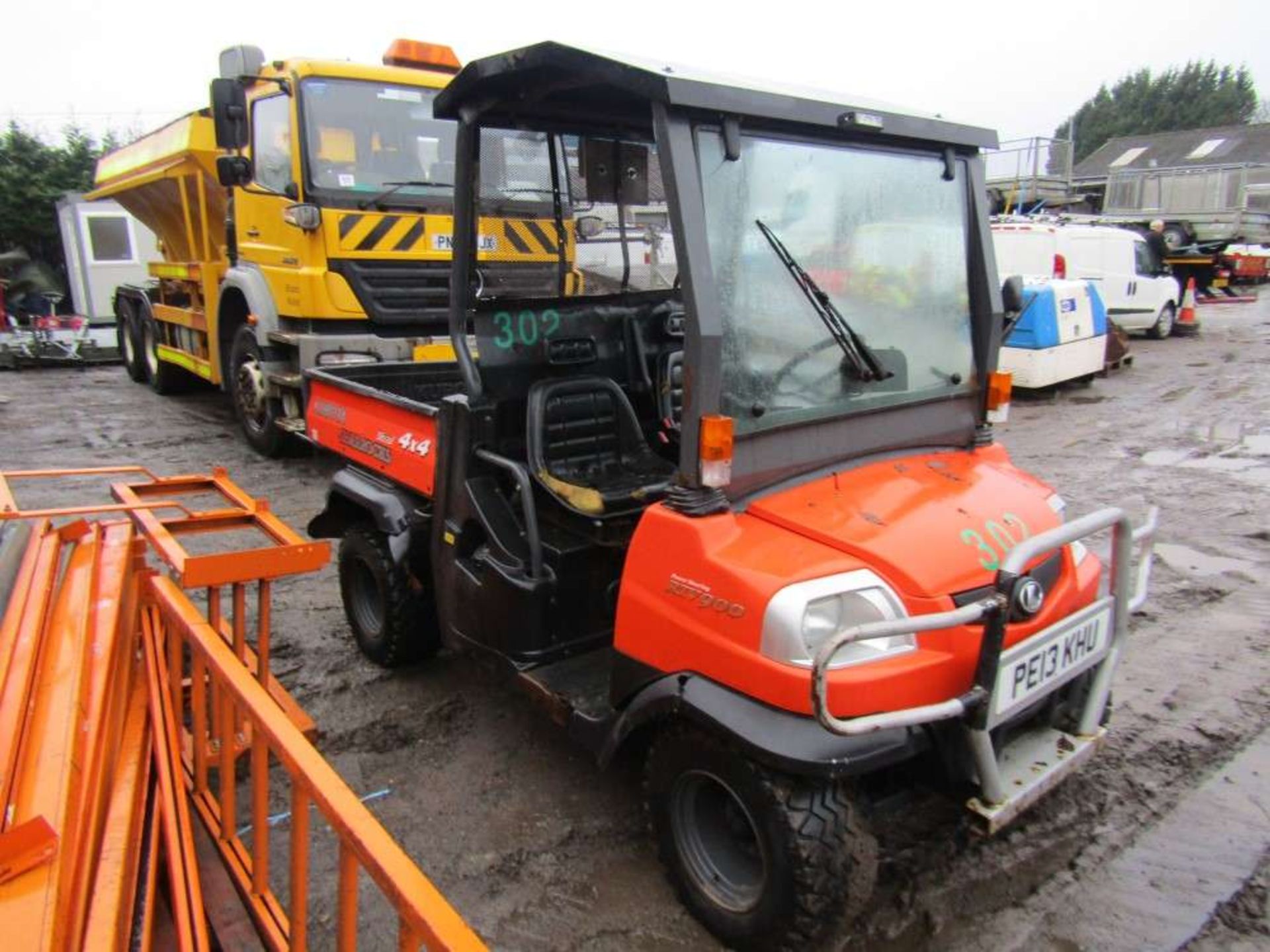 13 reg Kubota RTV900 4 x 4 (Non Runner) (Direct Council) - Image 2 of 6