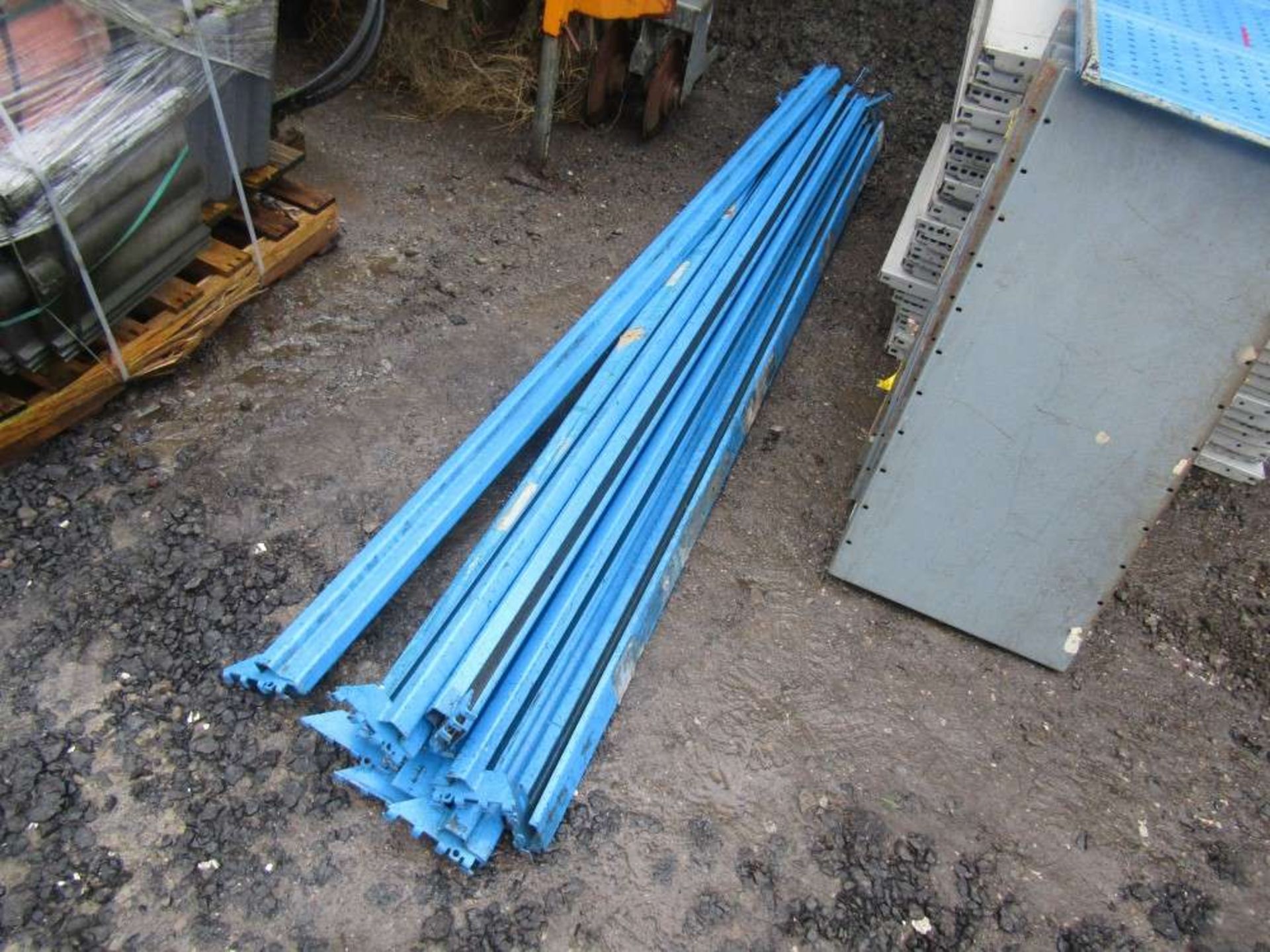 Blue Pallet Racking Cross Members